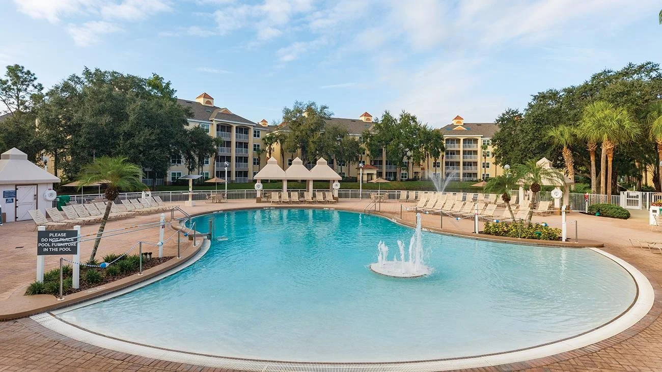 PT-3487_SheratonVistanaResort_exterior_amenities_LakesPool_svoMCOSVpo-197944_16_9.jpg