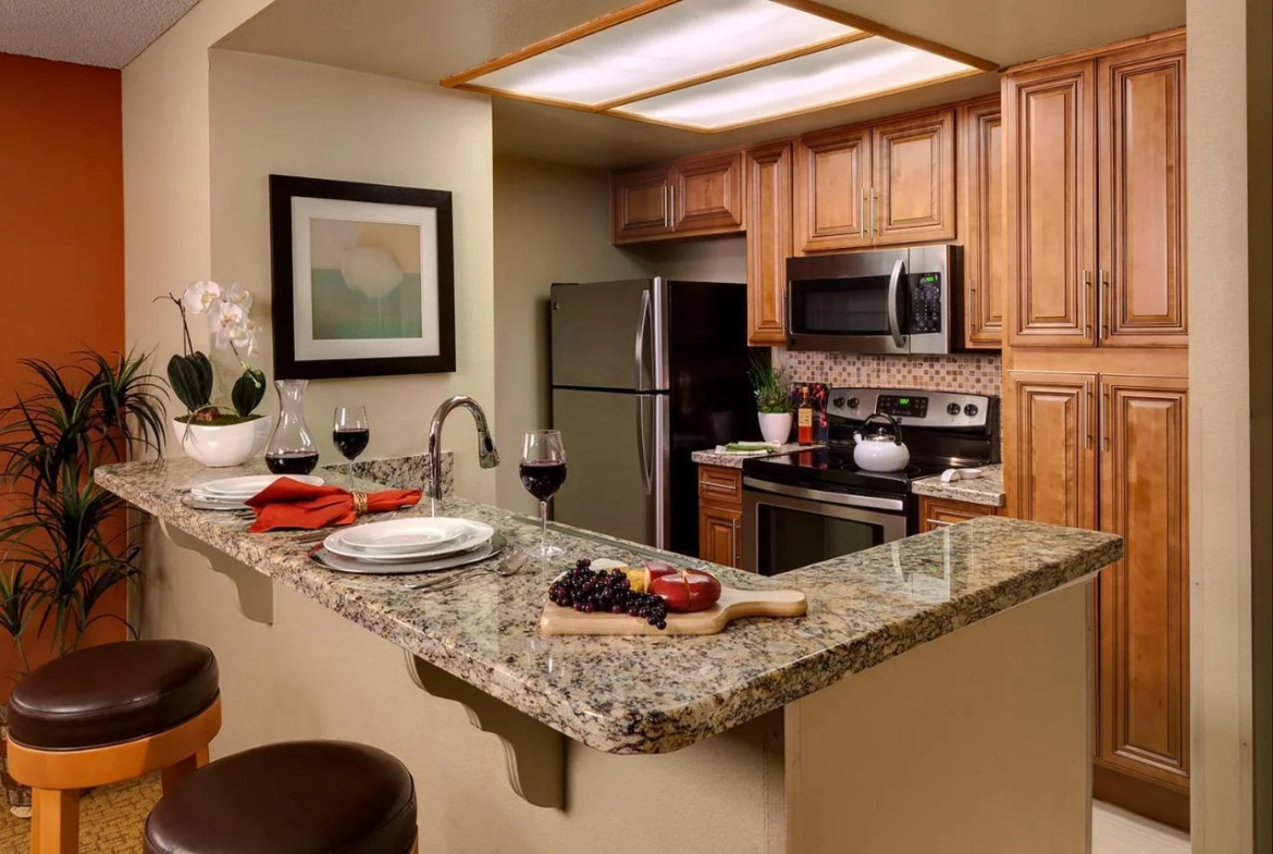 hyatt-vacation-club-at-desert-oasis-kitchen-1170x785.webp