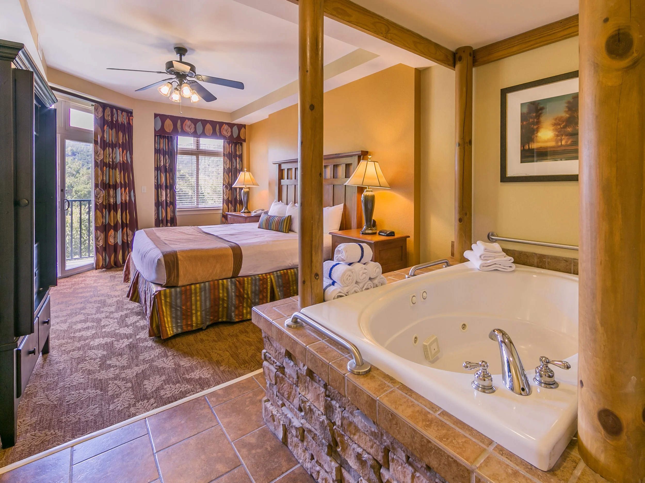 SMR_villas_Bathroom_Master-soaker-tub_003.jpg