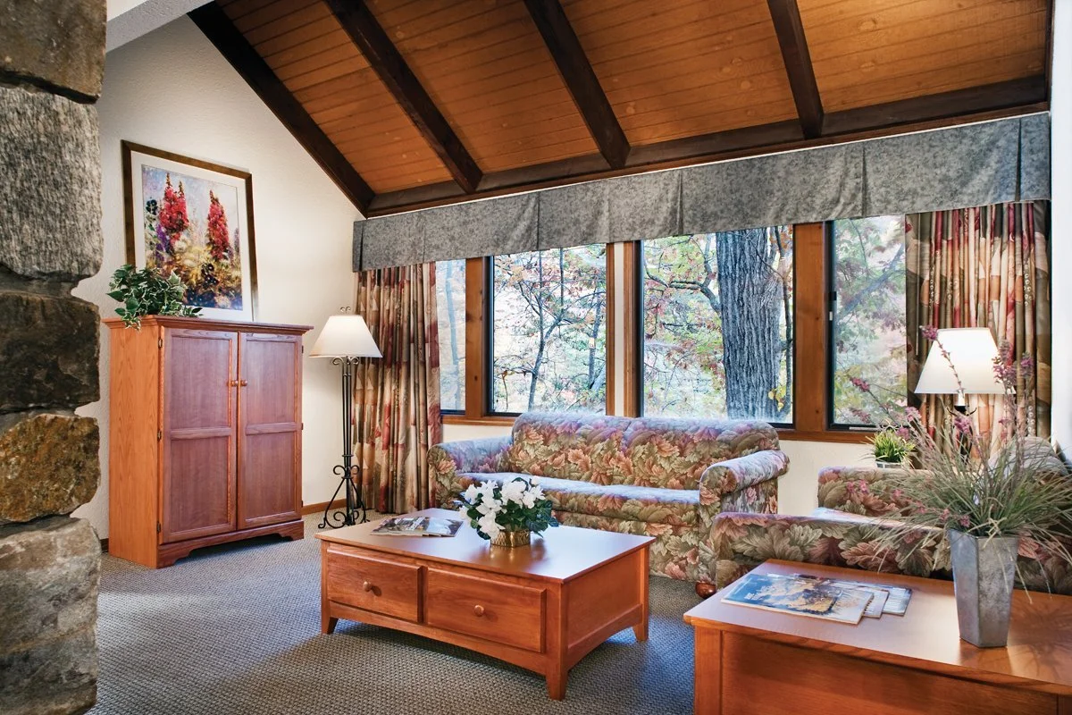 Wyndham-fairfield-mountain-room-2-11.jpg