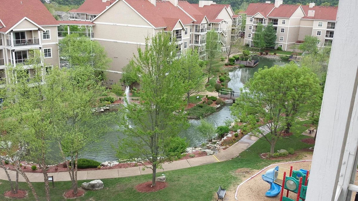wyndham-branson-at-the.jpg