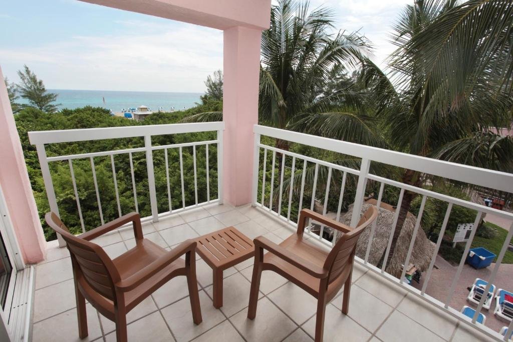 PalmBeachShores 3.jpg