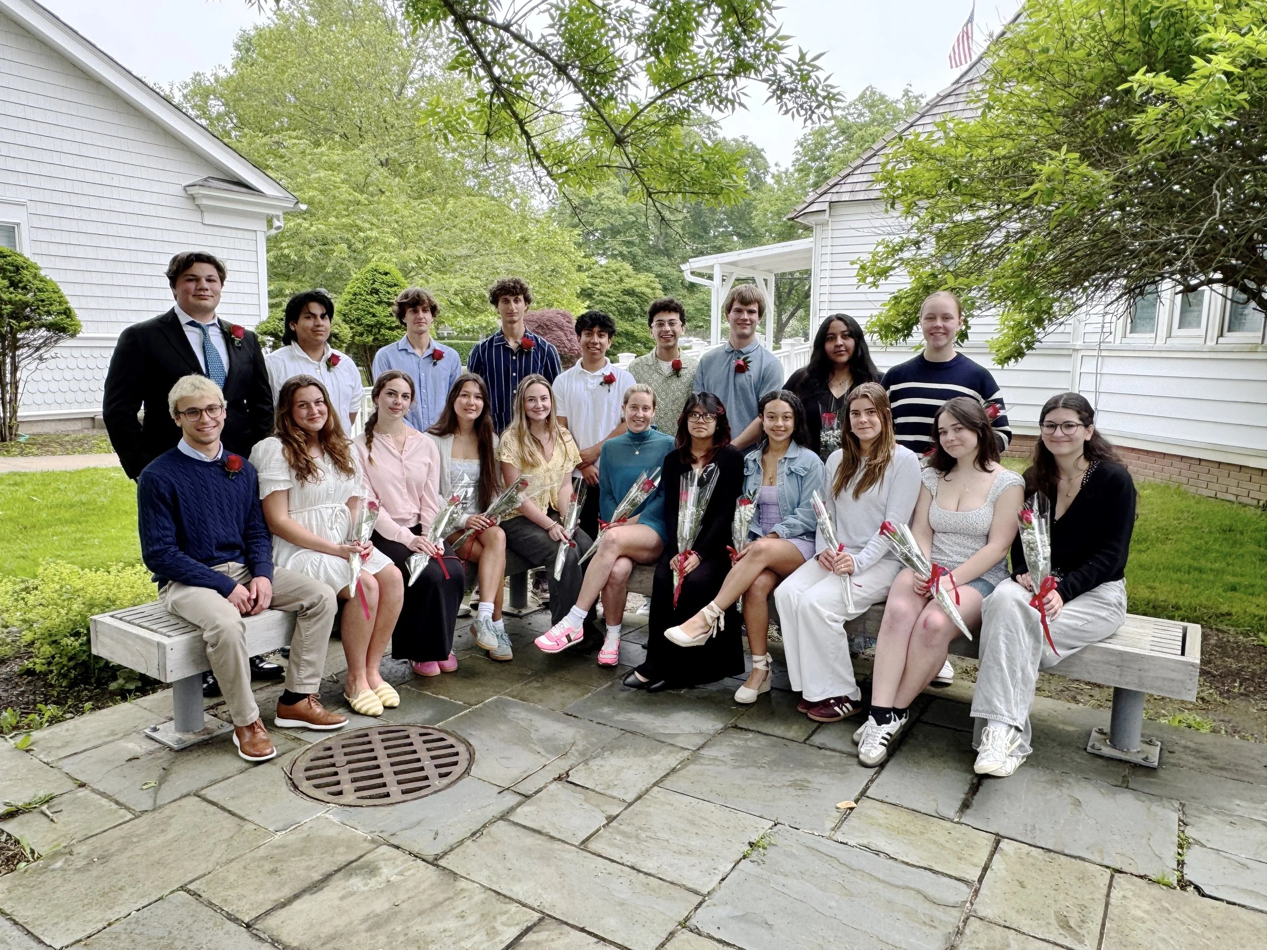 LVIS-2025-EHHS-Scholarship-winners