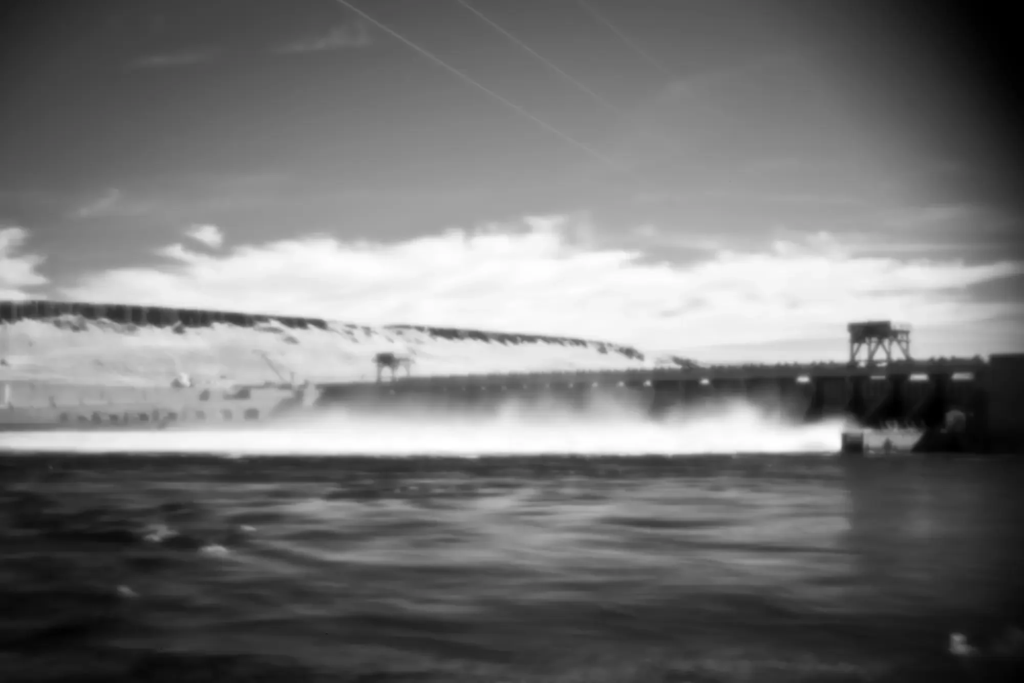 Pinhole_McNary_Dam.webp