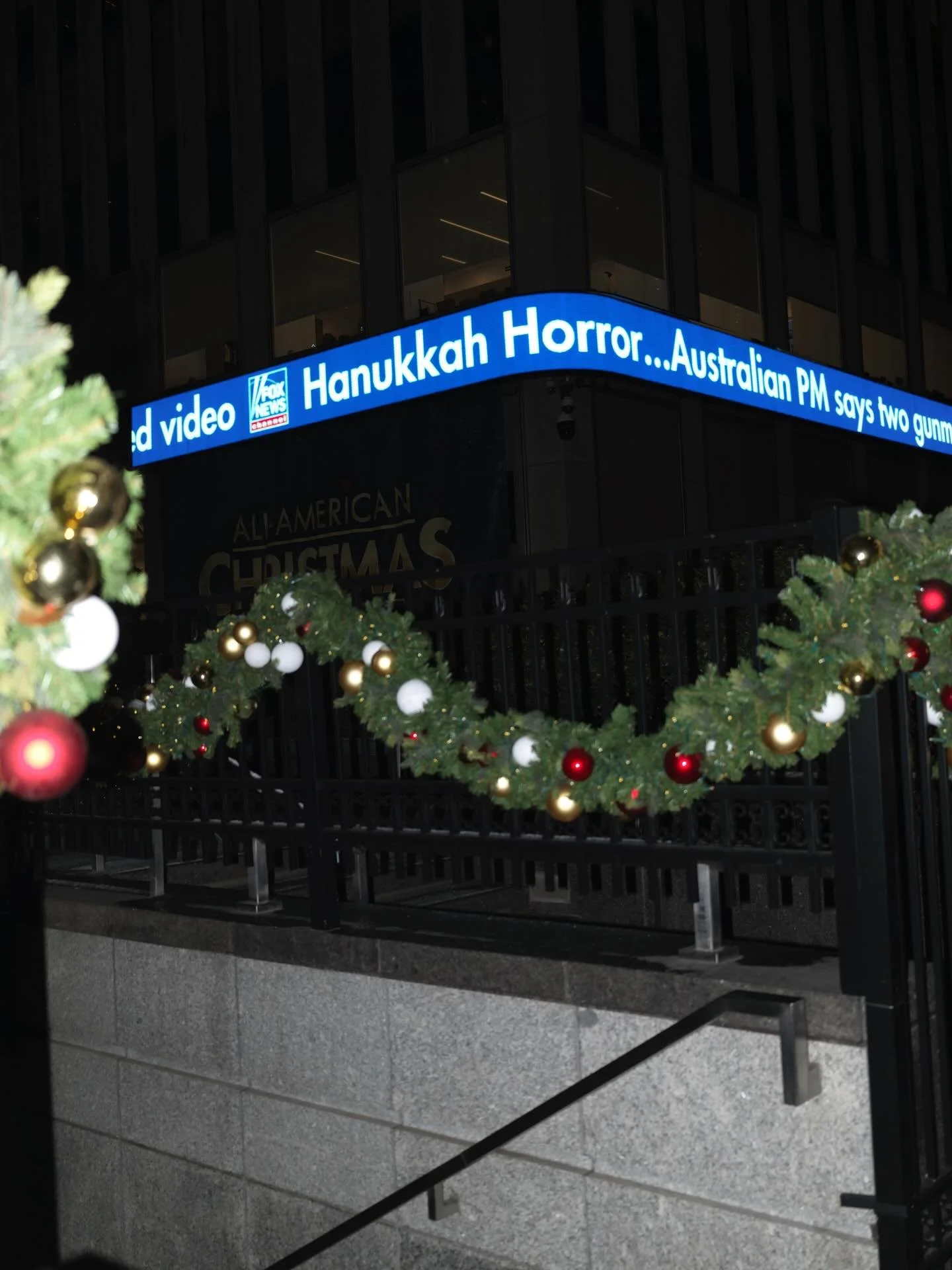 &hellip;
1-Fox News Hanukkah Horror
2-Johnny!
3-Love
4-St.Patricks Cathedral 
5-Nublu Girl 
6-Rockefeller Tree
7-Al 💕
8-Jaie💕
9-Grace💕