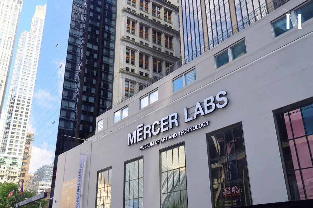 On a #NYC staycation? @mantisnyc has the itinerary in store.
1. Spend the afternoon at @mercer.labs and make a day of it downtown.
2. @printempsnewyork for a dose of Parisian retail magic at @onewallstreet
3. End with a waterfront walk and a bite at 