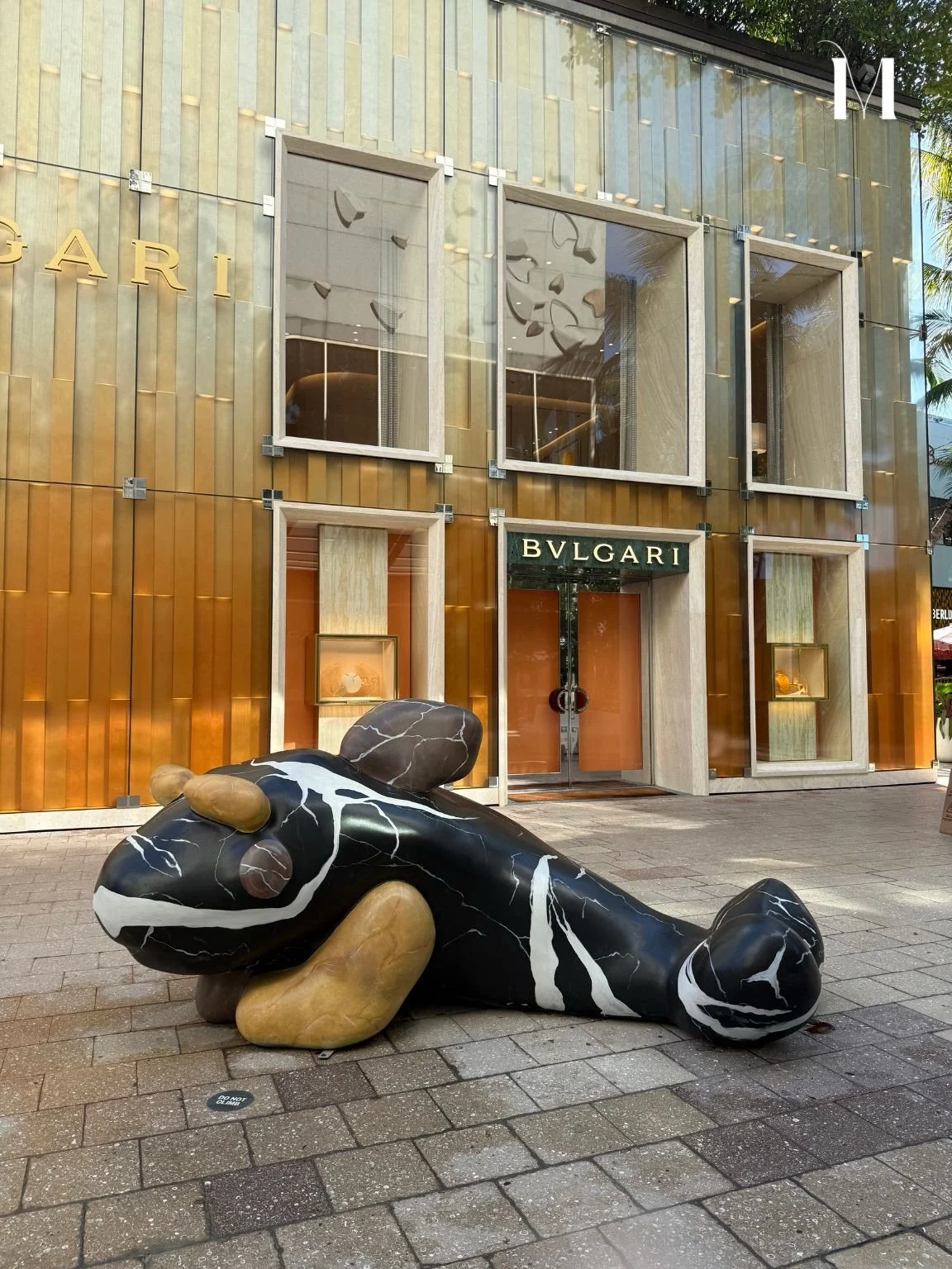 Katie Stout, Gargantua&rsquo;s Thumb

If you&rsquo;ve spent time in the @miamidesigndistrict, you&rsquo;ve seen these.

Sculptural benches that sit somewhere between art and playground. Slightly surreal, entirely intentional. The kind of intervention