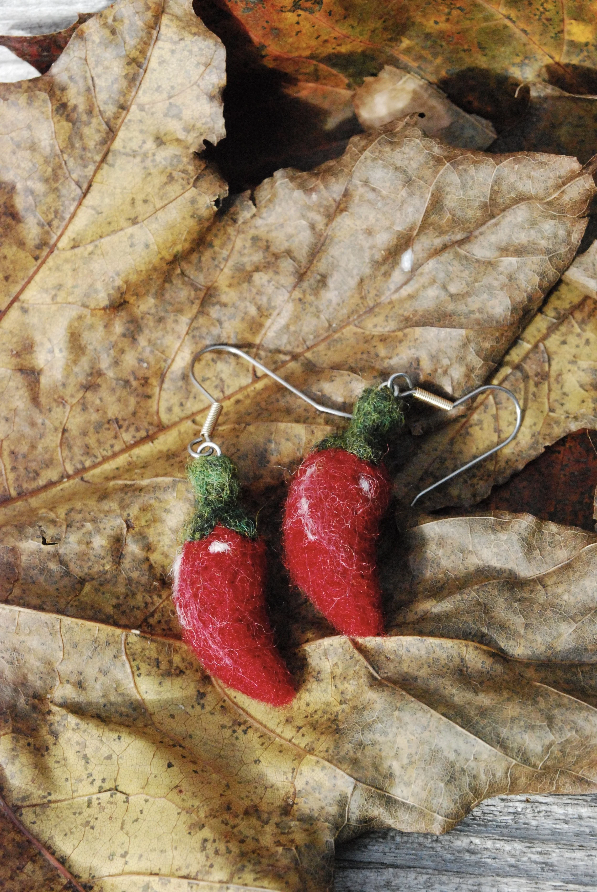 Hot pepper earrings