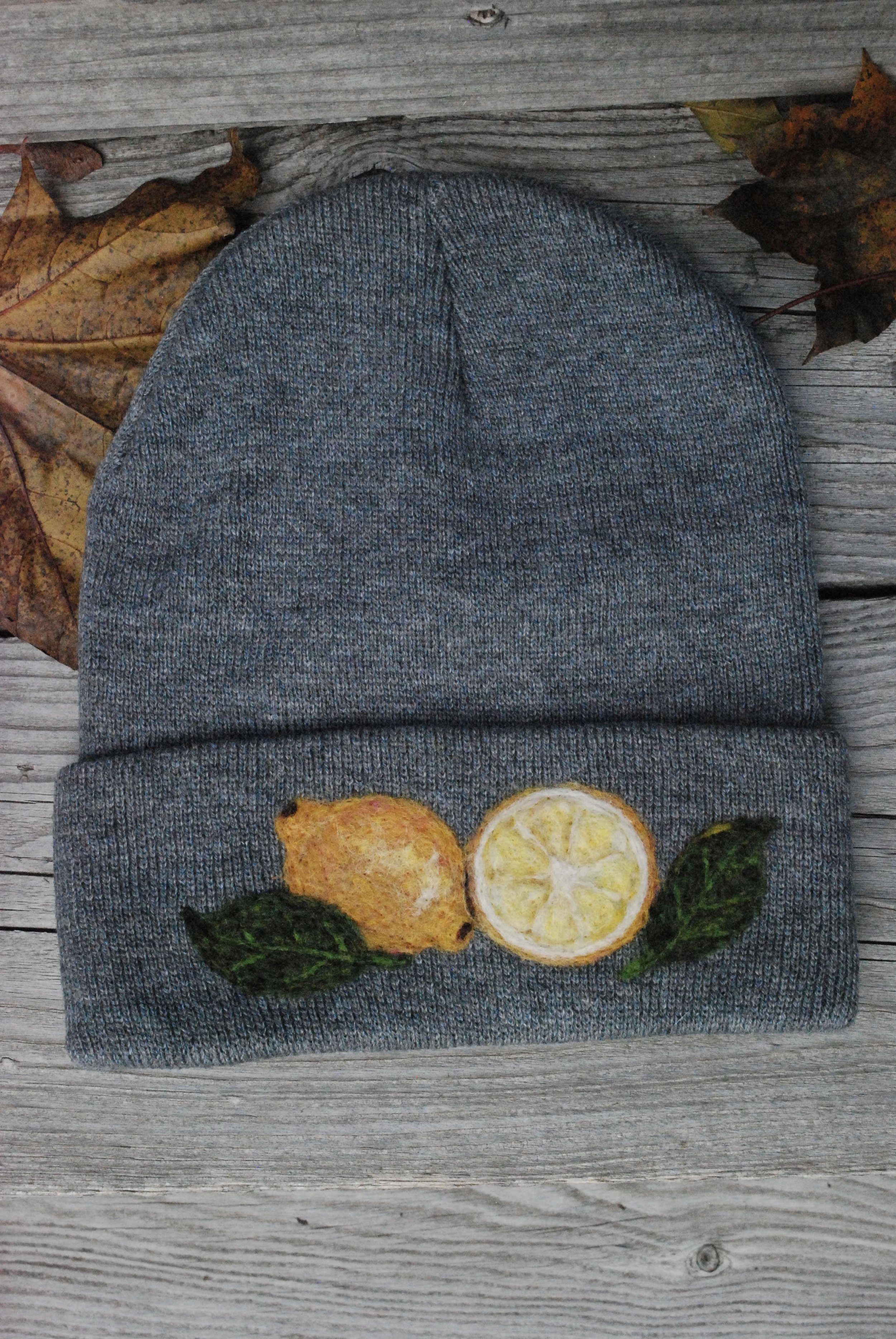 Half/whole lemon beanie
