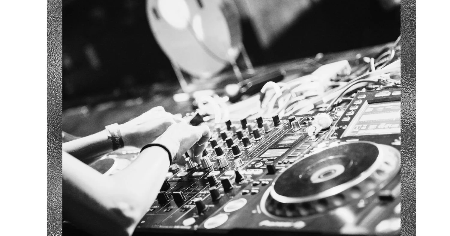 DJ and Music Entertainment