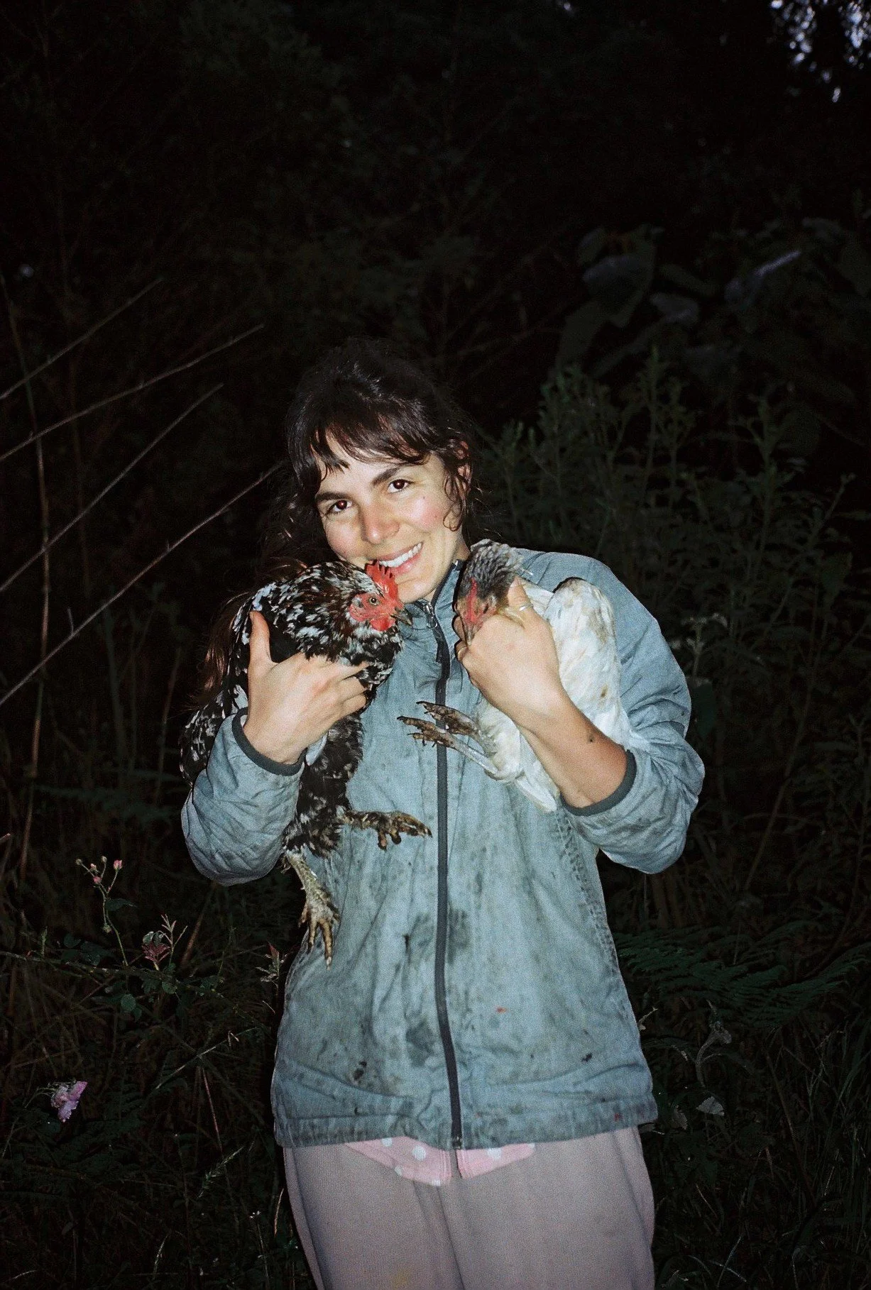 portrait_mariana_poules_.jpg