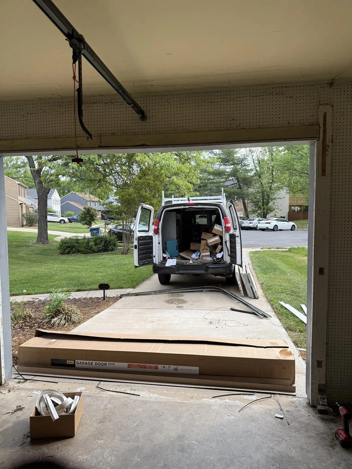 Luxreen Garage Door Working on new garage door installation in fairfax