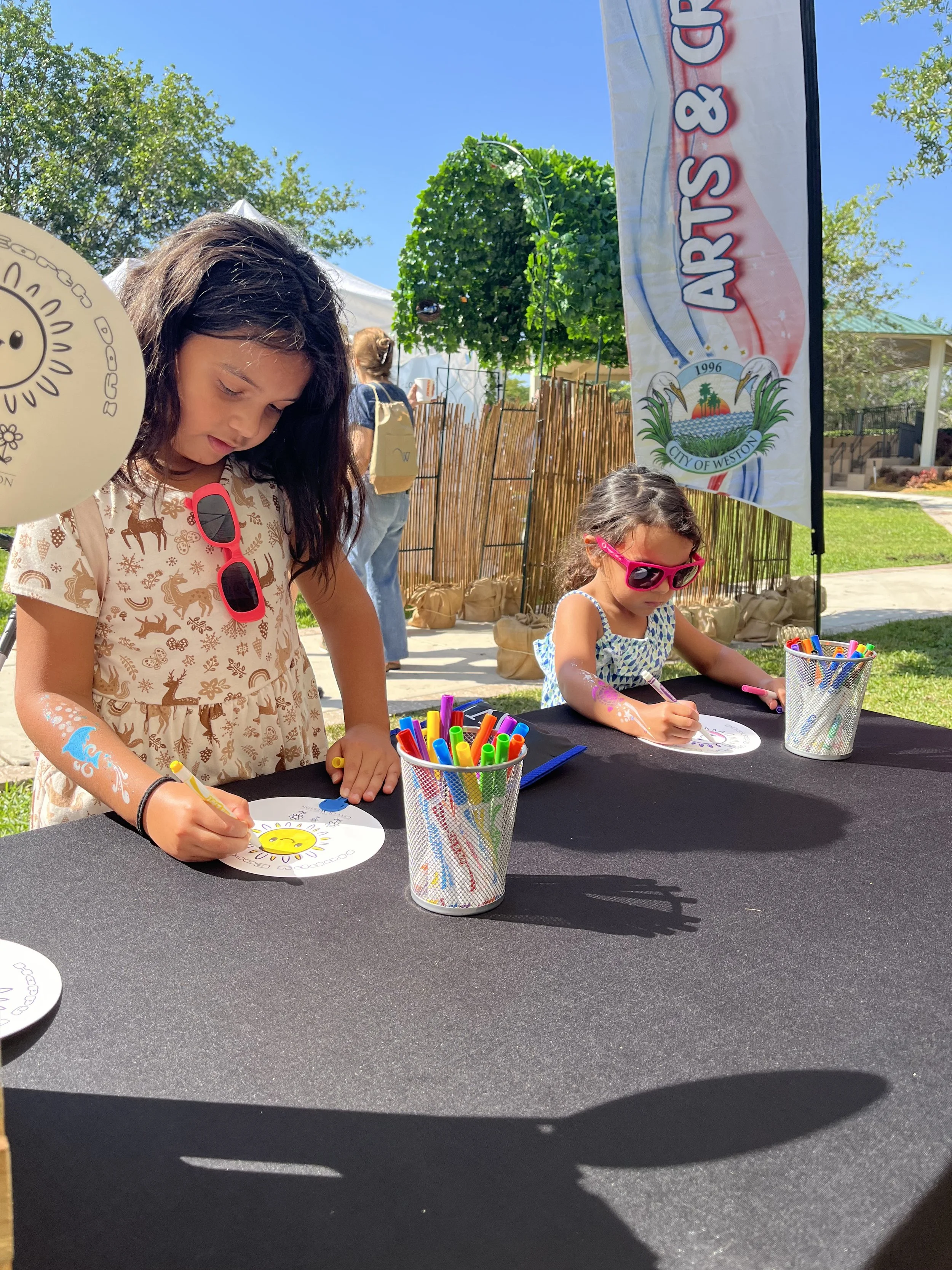 My-Fab-Events_Art-Activation_Coloring-Fans_Kids-Coloring (1).jpeg