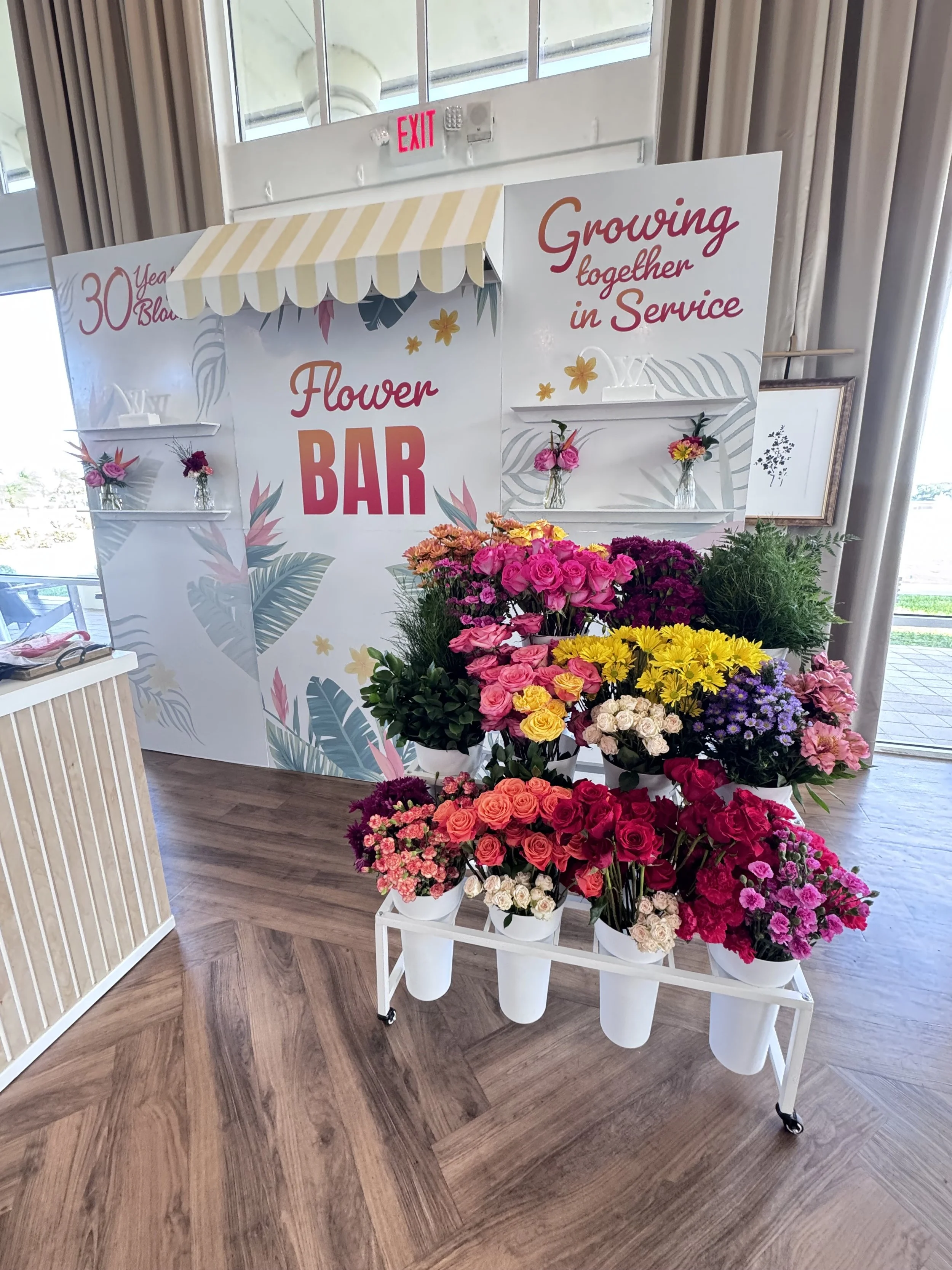 Flower_Bar_with_custom_backdrop.jpeg