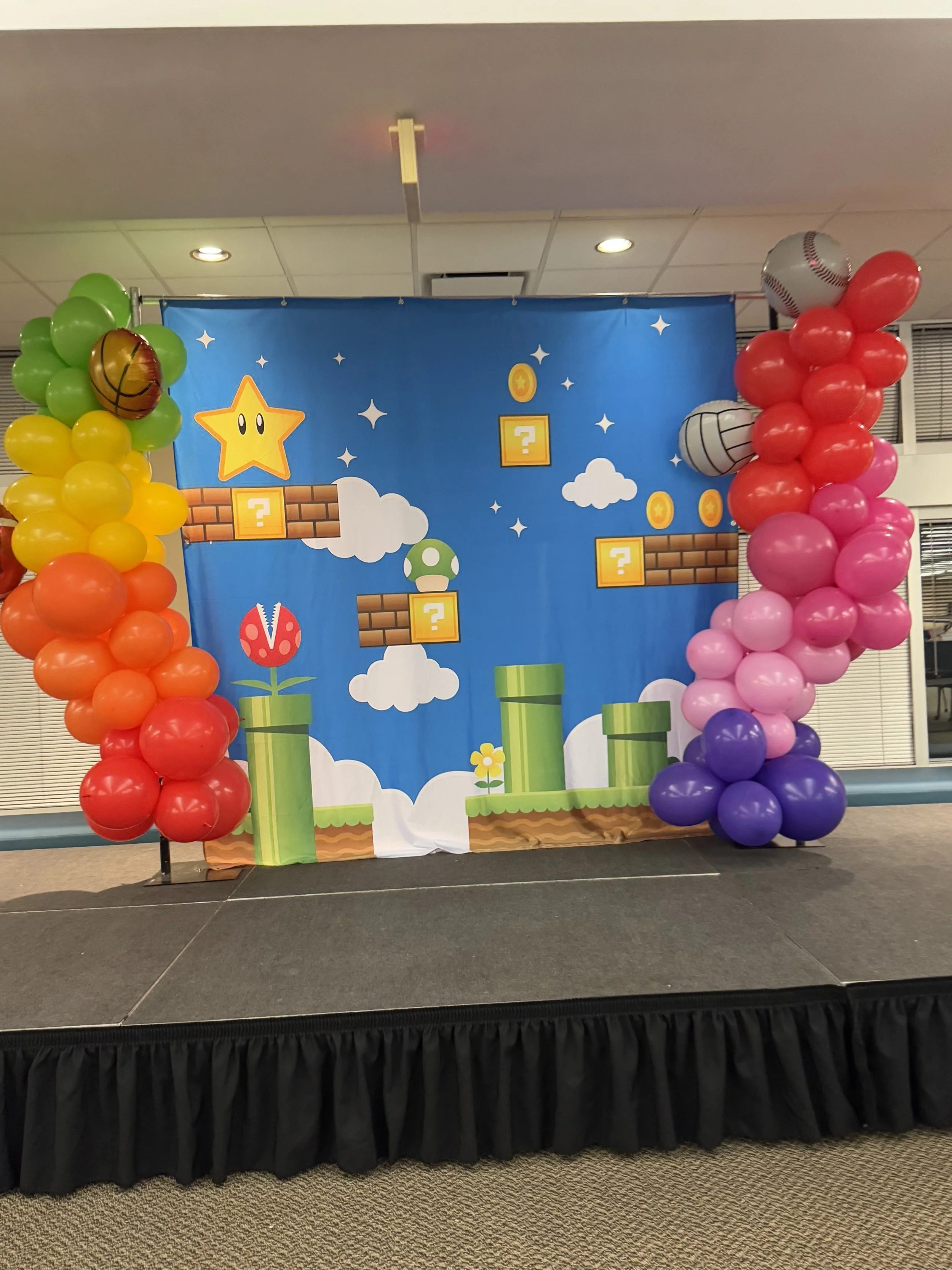 My-Fab-Events_Decorations_Custom-Banner_Balloon-Arch_Video-Games.jpeg