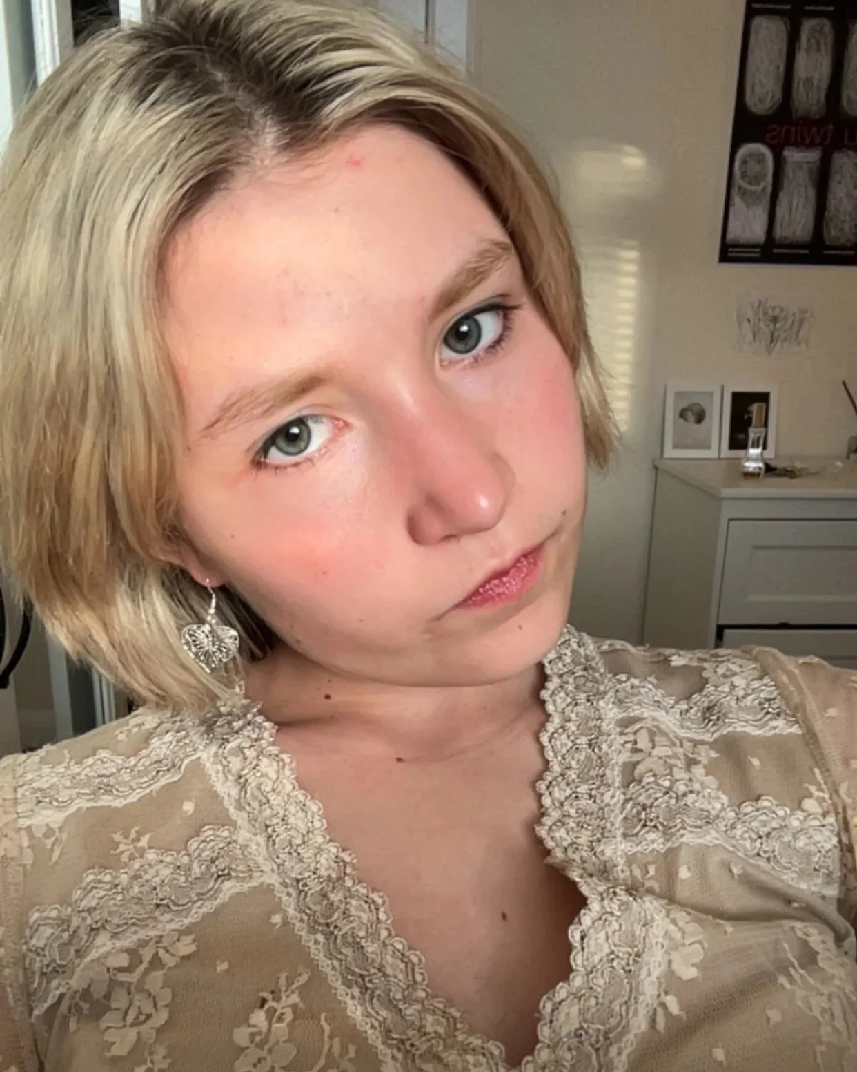 Editor Ava Gomez