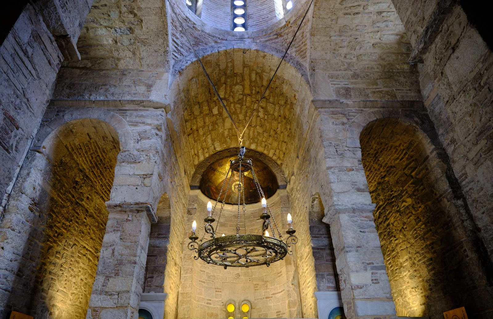 Inside Church of Virgin Mary Gorgoepekoos and St. Eleutherius