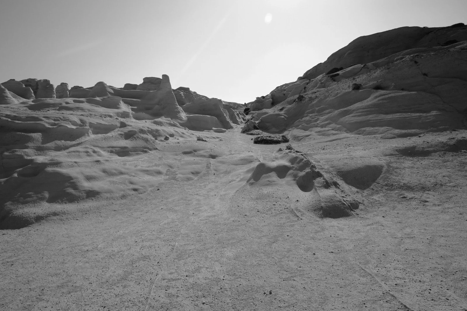 Sarakiniko Beach-Milos