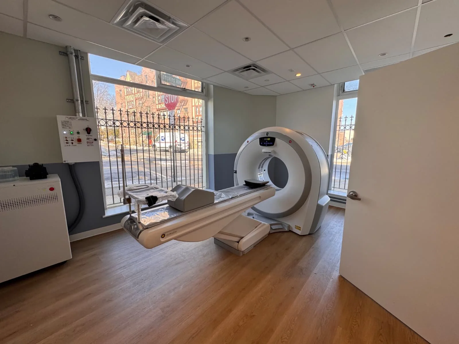 CT machine at Veterinary Specialty and Emergency Center.