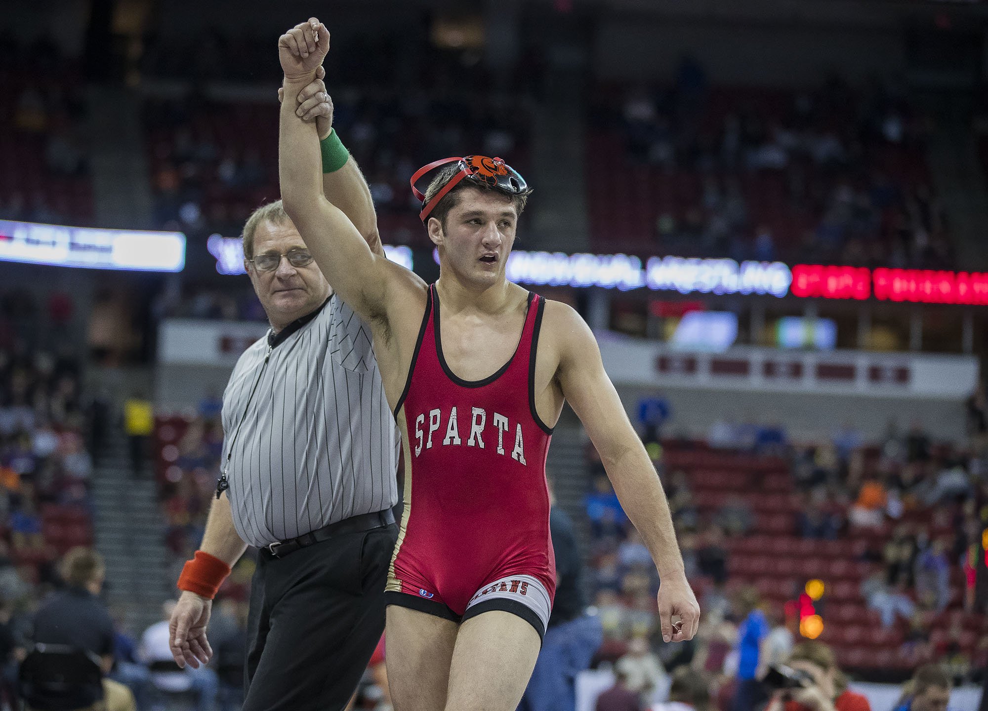 Krein, Bailey lead Spartans at Battle on the Bay