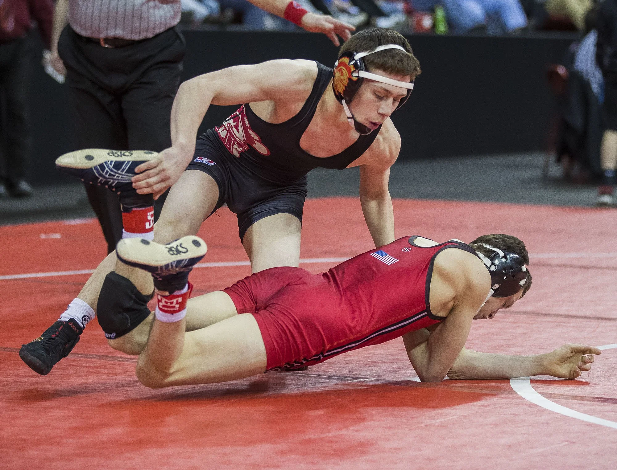 Bailey, Krein lead Spartans to 7th Place finish in D1