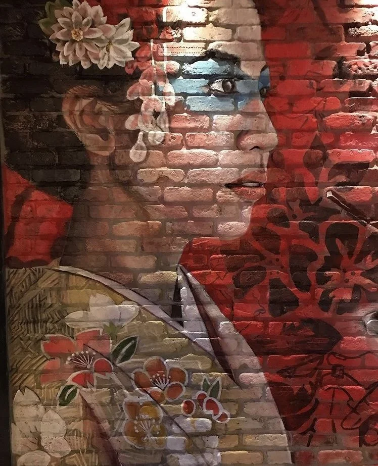 geisha kapow .jpg