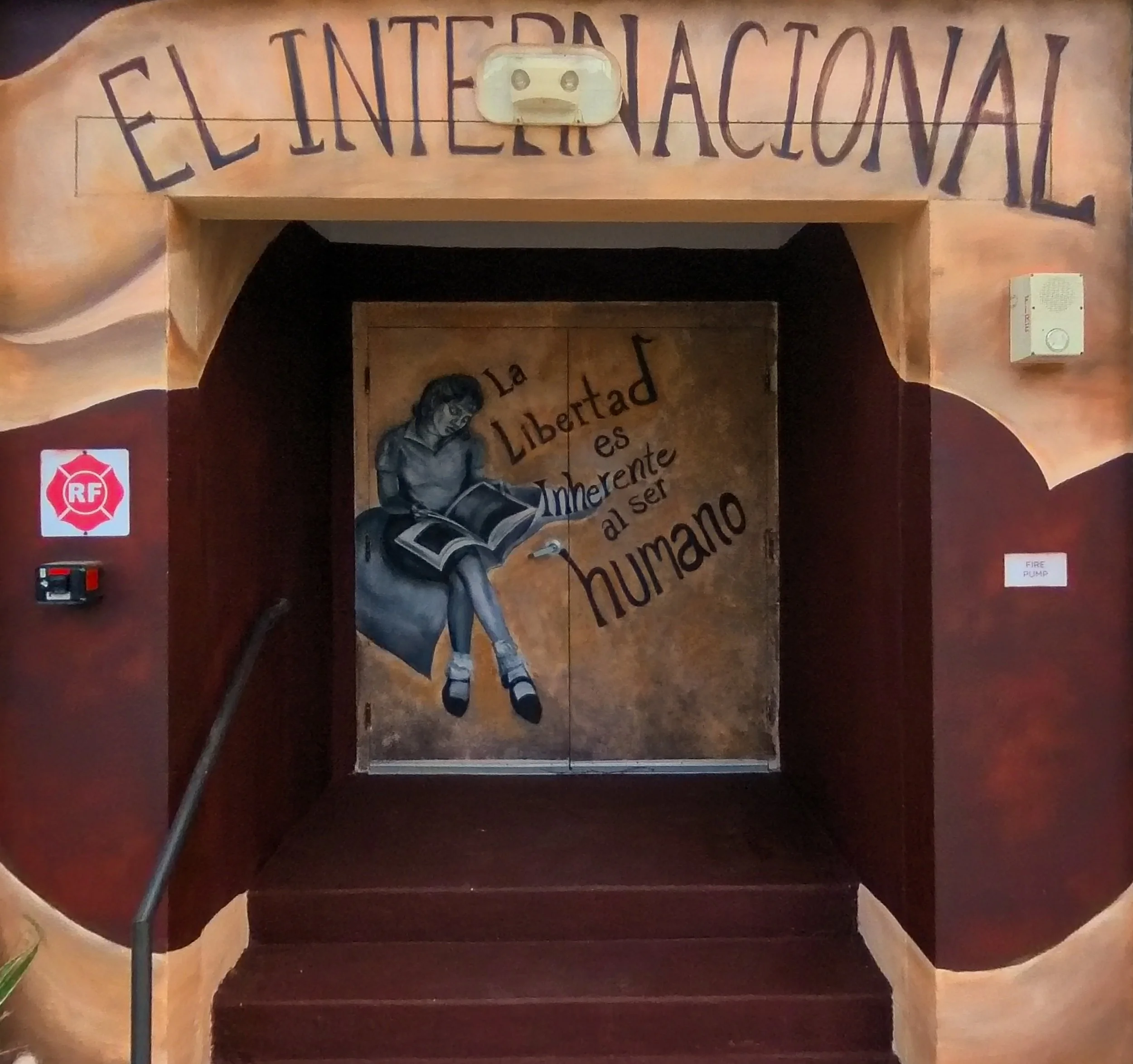 El internacional - L85.jpg
