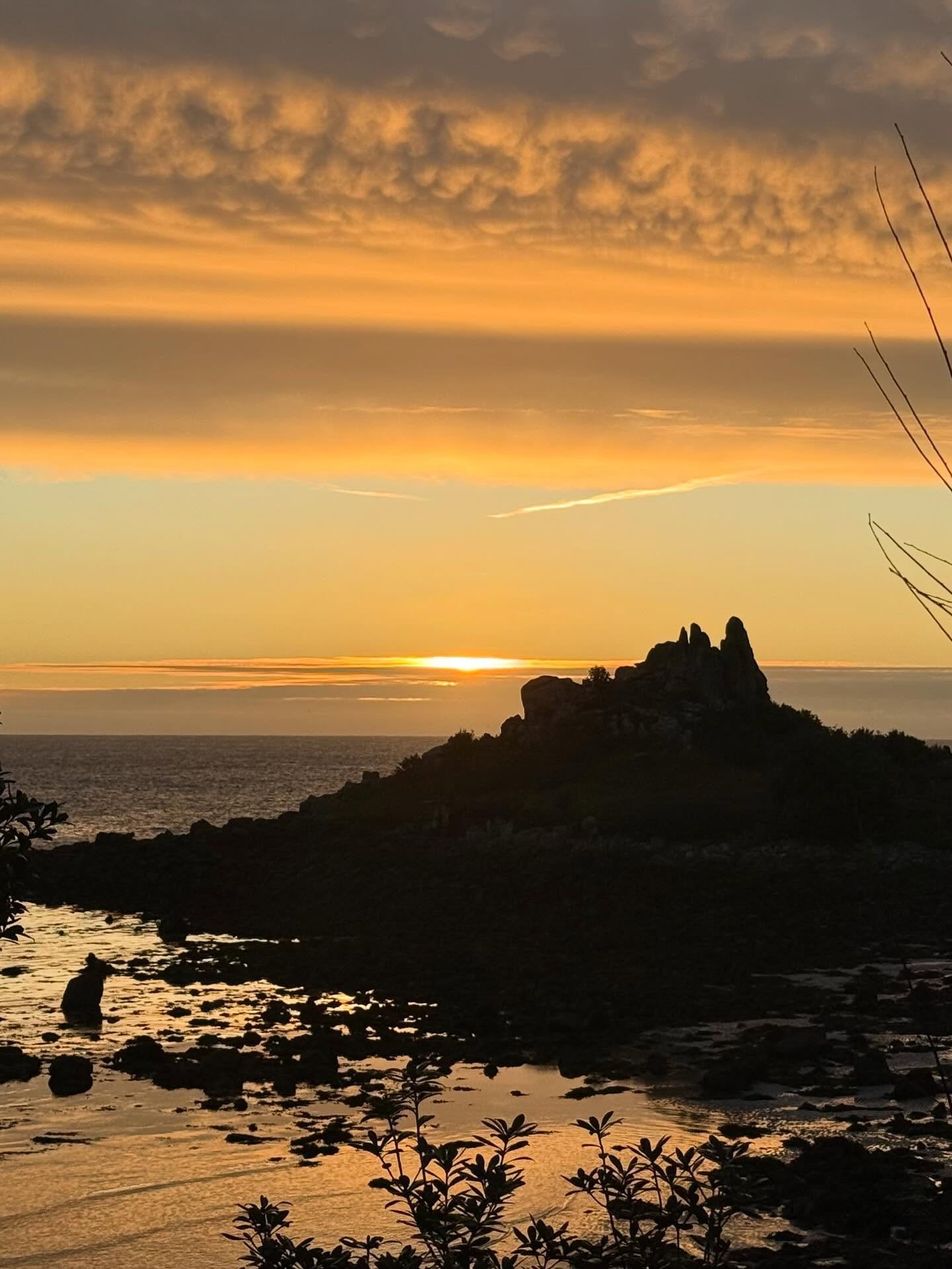 Beautiful Scilly Mornings #islesofscilly #sunrise #alive