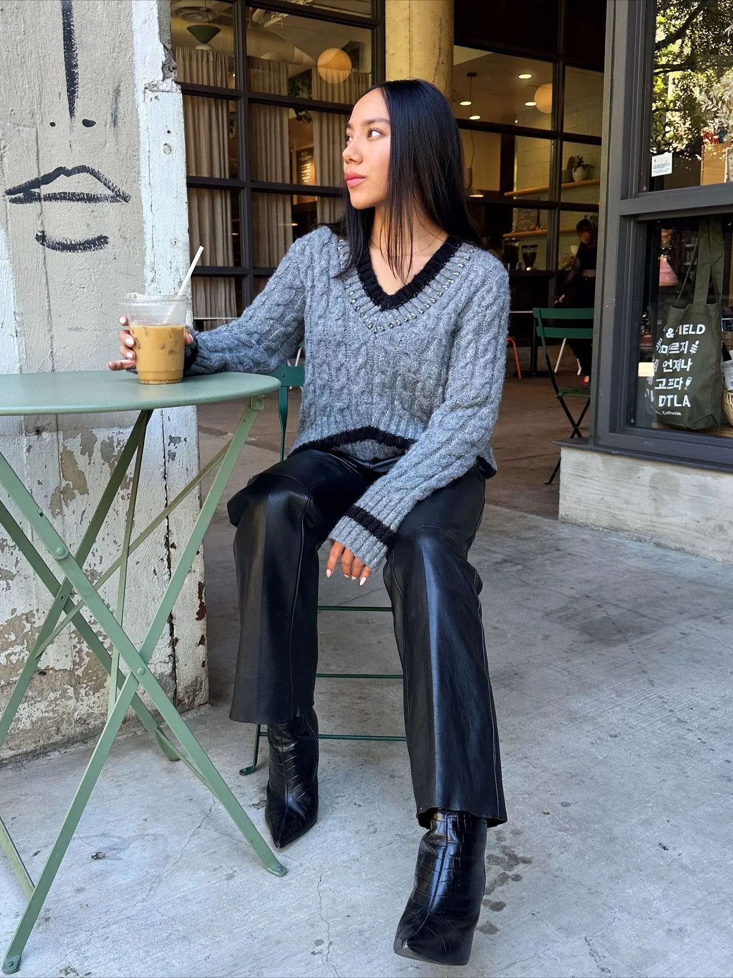 coffee dates call for the coziest holiday sweaters☕️✨
Shop The Vera Varsity Sweater &mdash; your new winter favorite 

#fashionpr #sweaters #warmclothes #cardigan #cardigans #cardiganoutfit #sweateroutfit #autumnoutfit #wintervibes #wintercolors ##wi