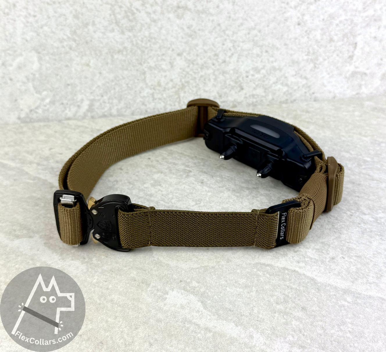 Super Heavy Bungee E-collar Strap for Dogtra 1200, ARC, ARC X. Military-grade materials, AustriAlpin Quick Release Cobra Buckle. Elastic element for comfort. Colour Coyote Brown