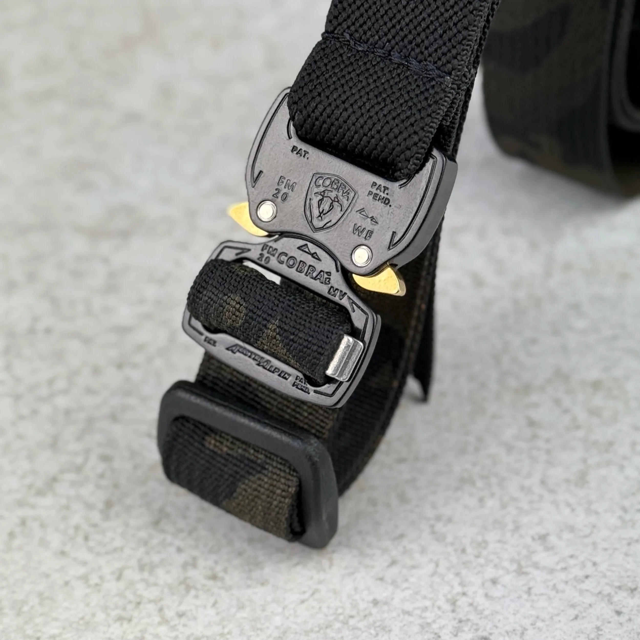 FlexCollar in Black Camouflage