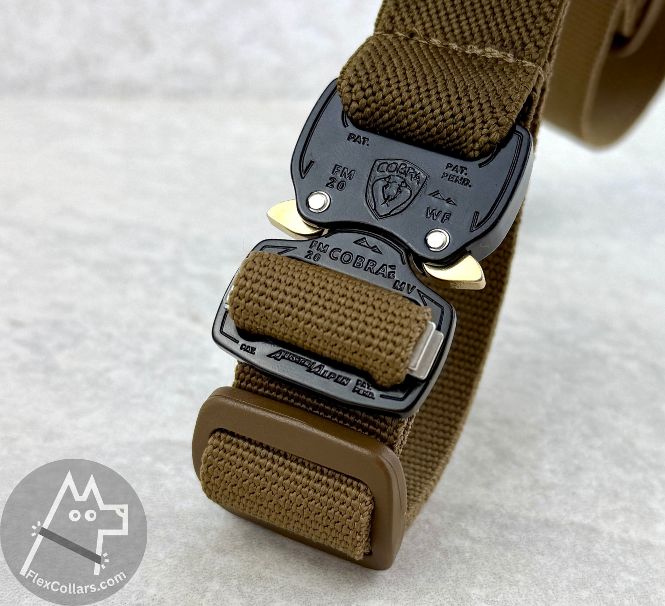 FlexCollar in Coyote Brown