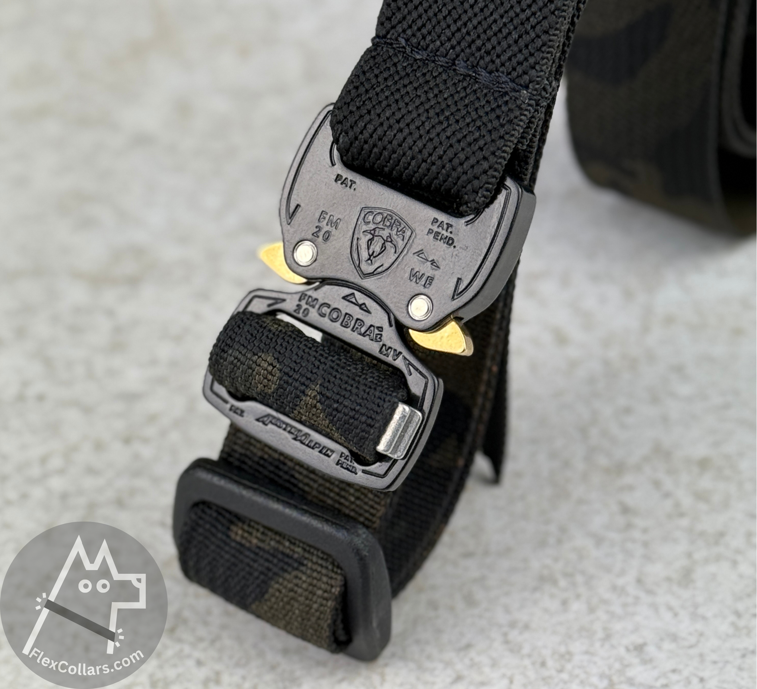 FlexCollar in Black Camouflage