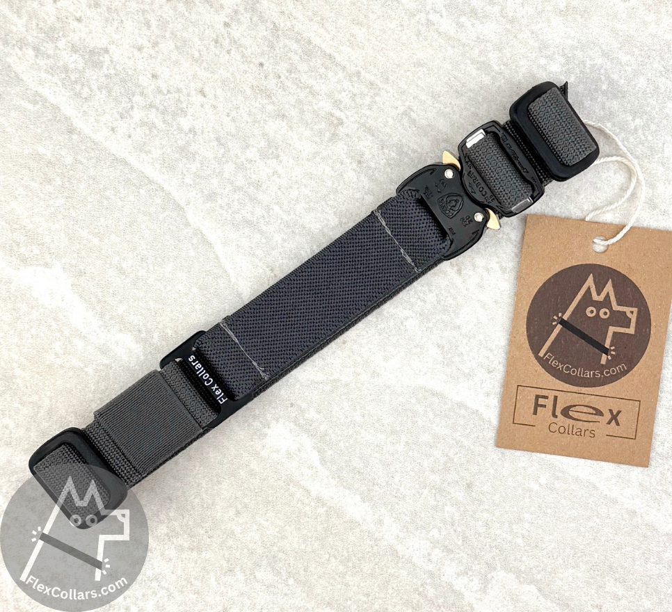 Tactical Bungee E-collar Replacement Straps.   Military-grade materials, AustriAlpin Quick Release Cobra Buckle. Elastic element for comfort. Colour Wolf Grey