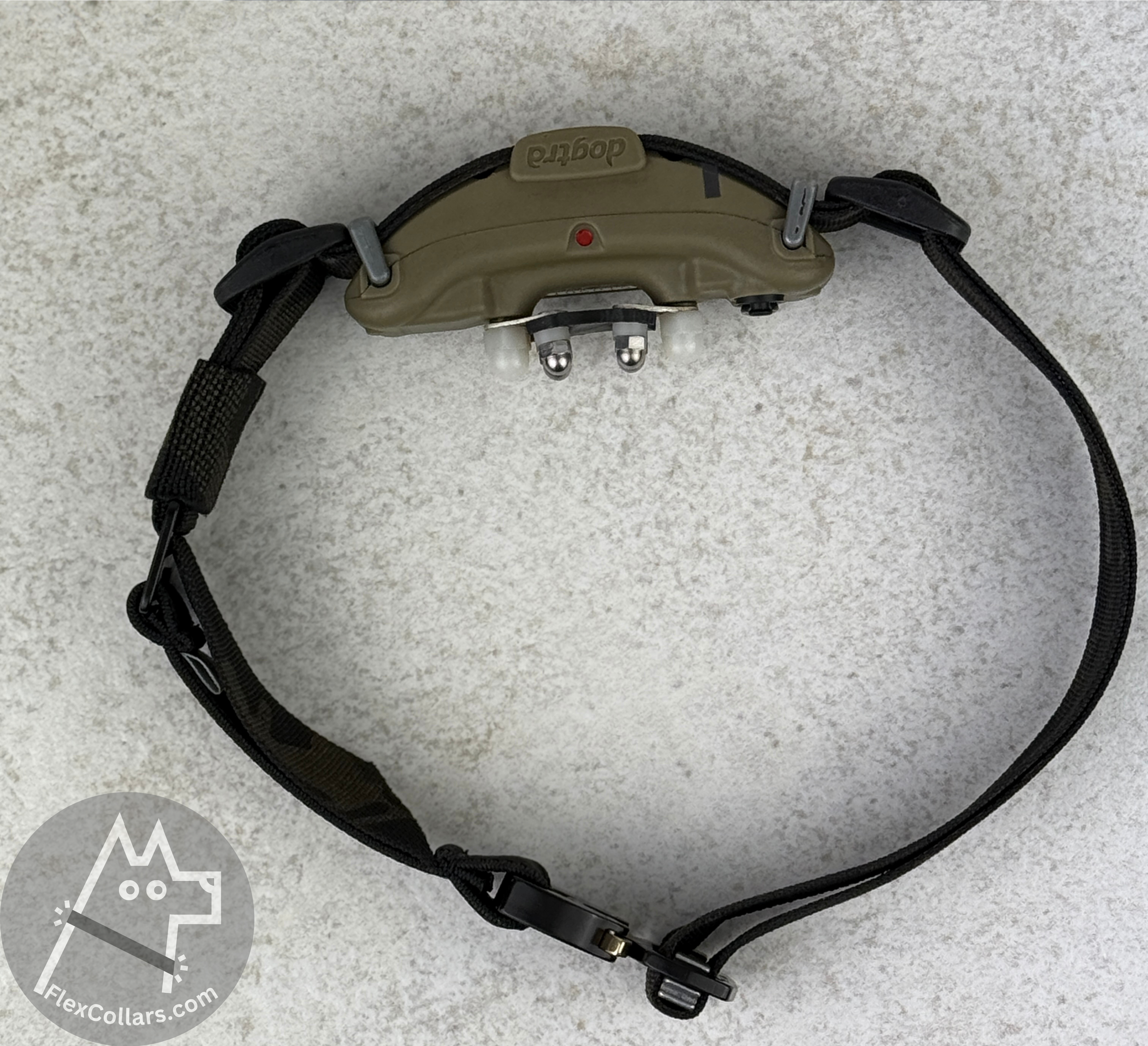 Tactical Bungee Collar E-collar Straps. Military-grade materials, AustriAlpin Quick Release Cobra Buckle. Elastic element for comfort. Colour Black Camouflage