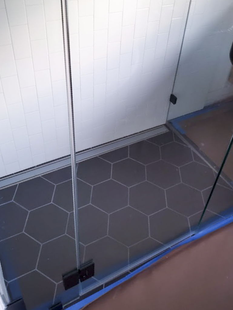 CoburnTileandCarpentry-Bathrooms-124.png