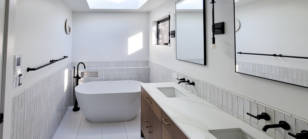 CoburnTileandCarpentry-Bathrooms-099.png