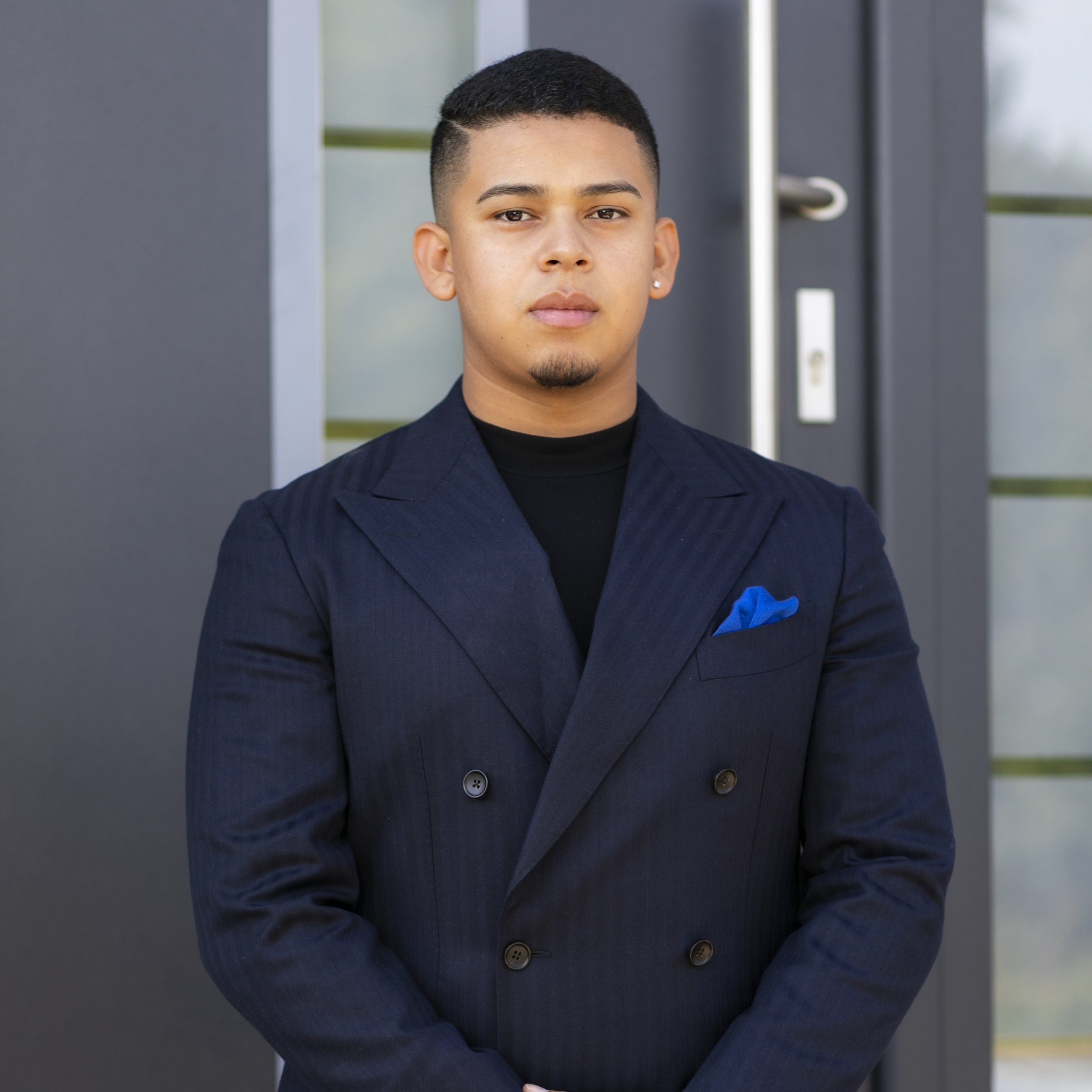 Oscar Nunez 