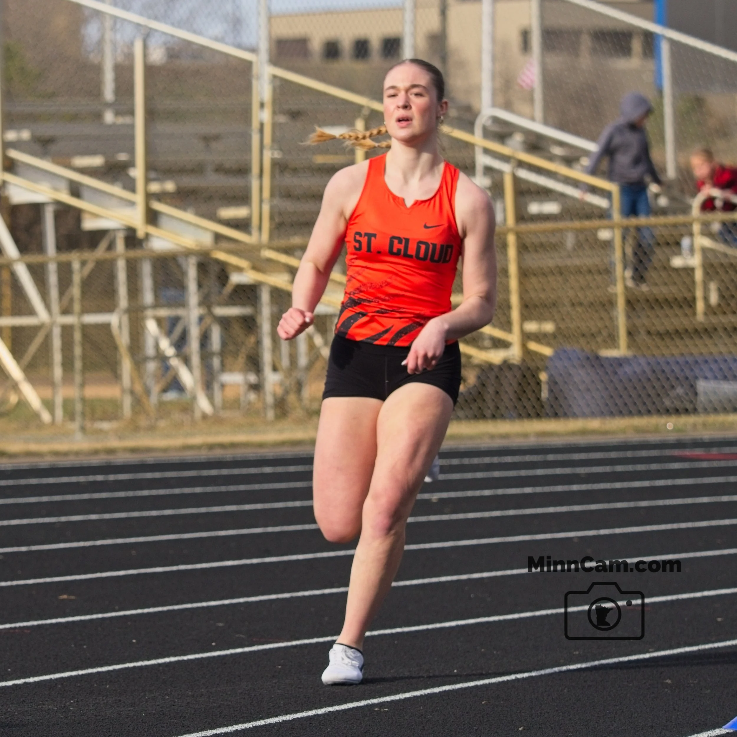Track_0851.jpg