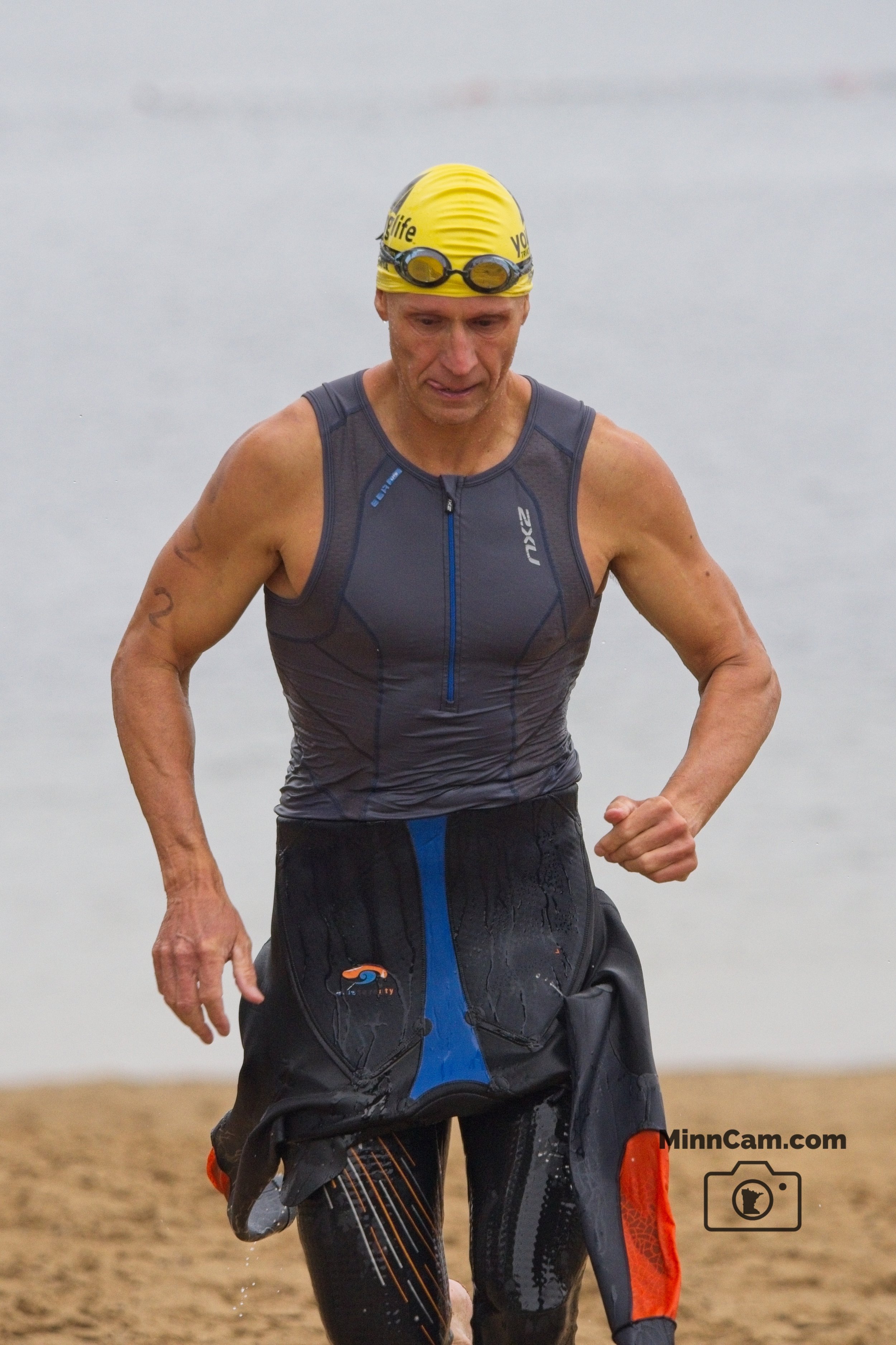 LCT_swim0301.jpg