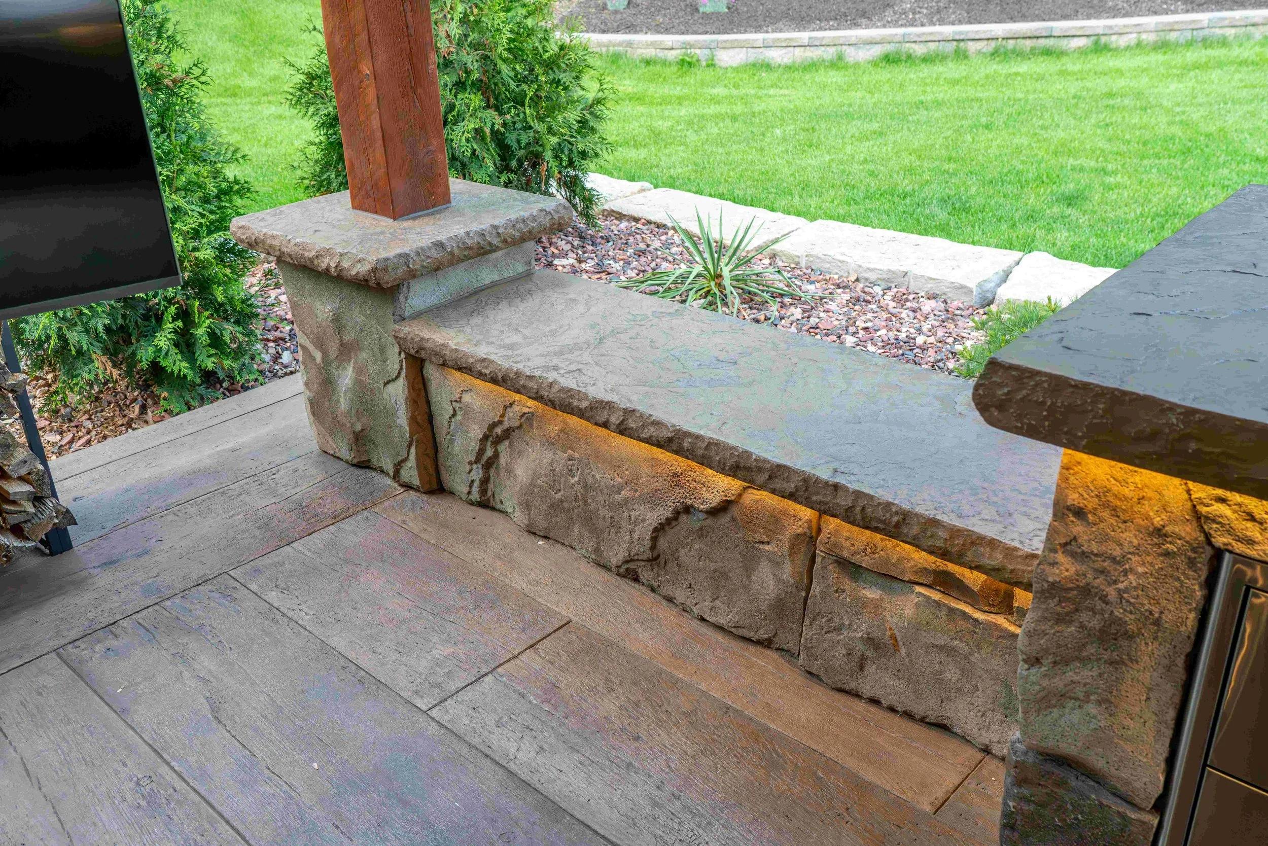 builder seating wall commercial property restaurant hotel hospitality build event