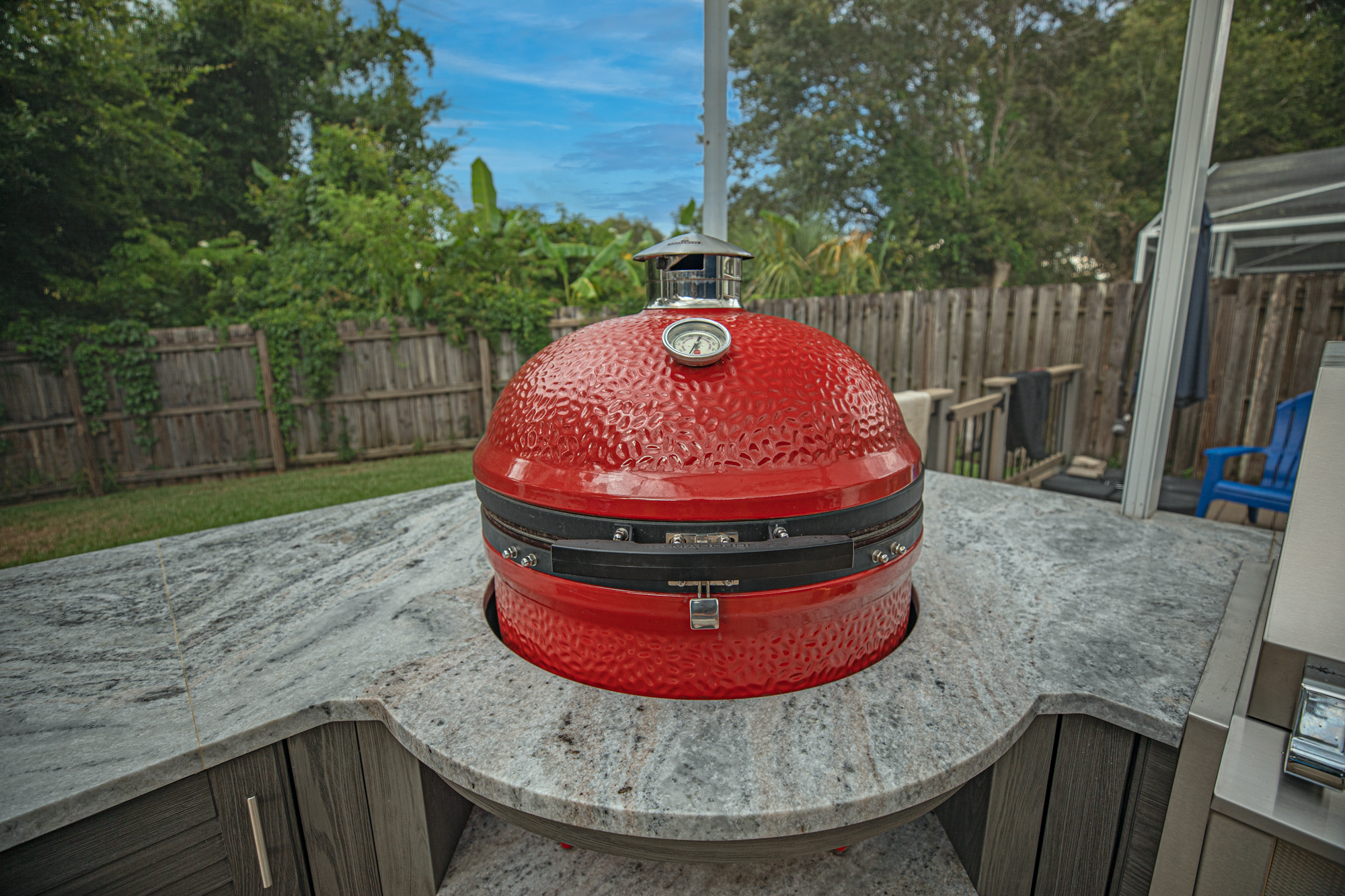 Kamado Grills · ceramic, heat-retaining slow-cook systems.
