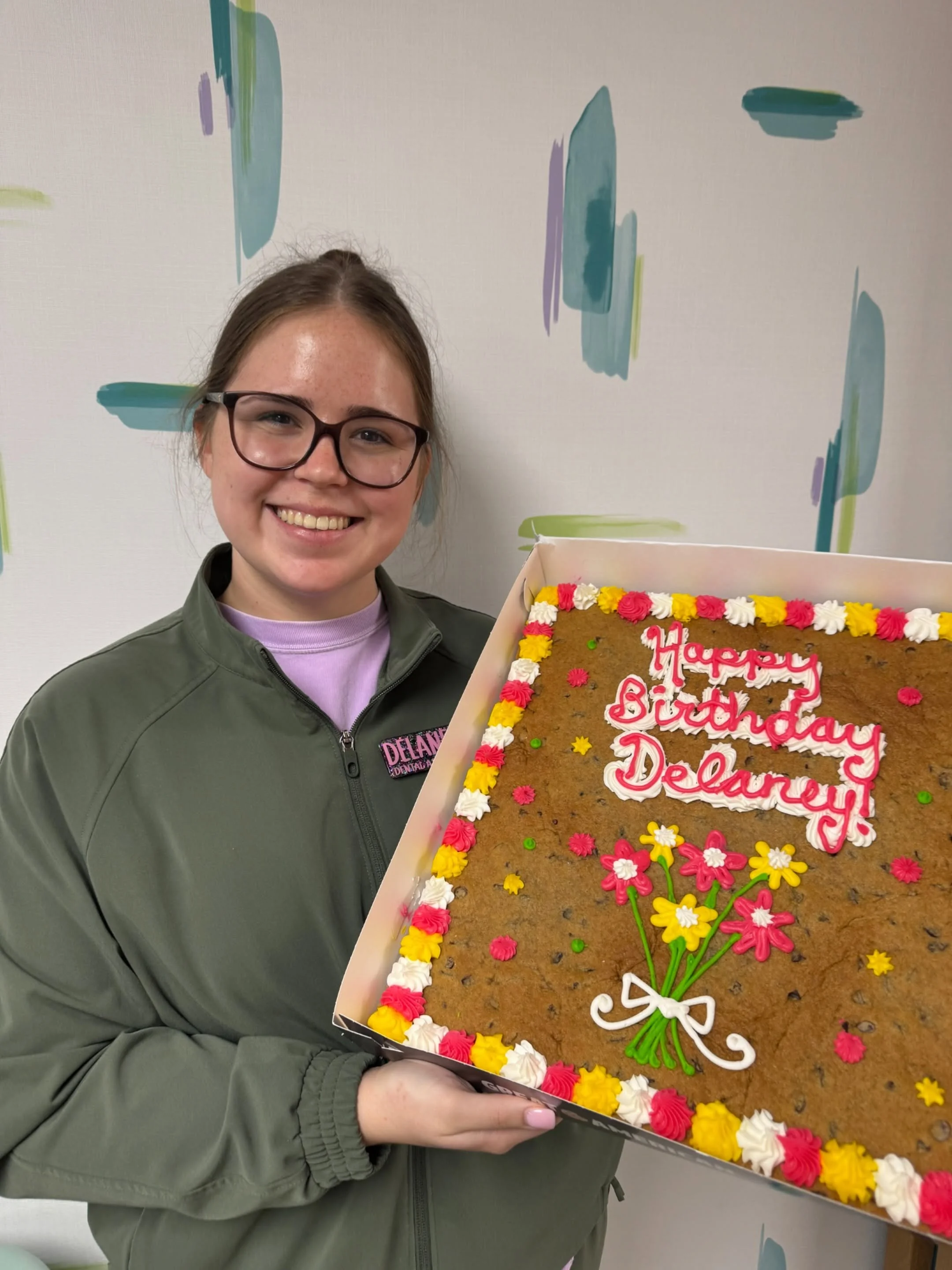 Happy Birthday to our rockstar pediatric &amp; orthodontic assistant Delaney! 🎉🦷

She loves helping kids feel comfortable and confident at the dentist, and she also spends time out in the community visiting schools and daycares with Dr. Dragan to t
