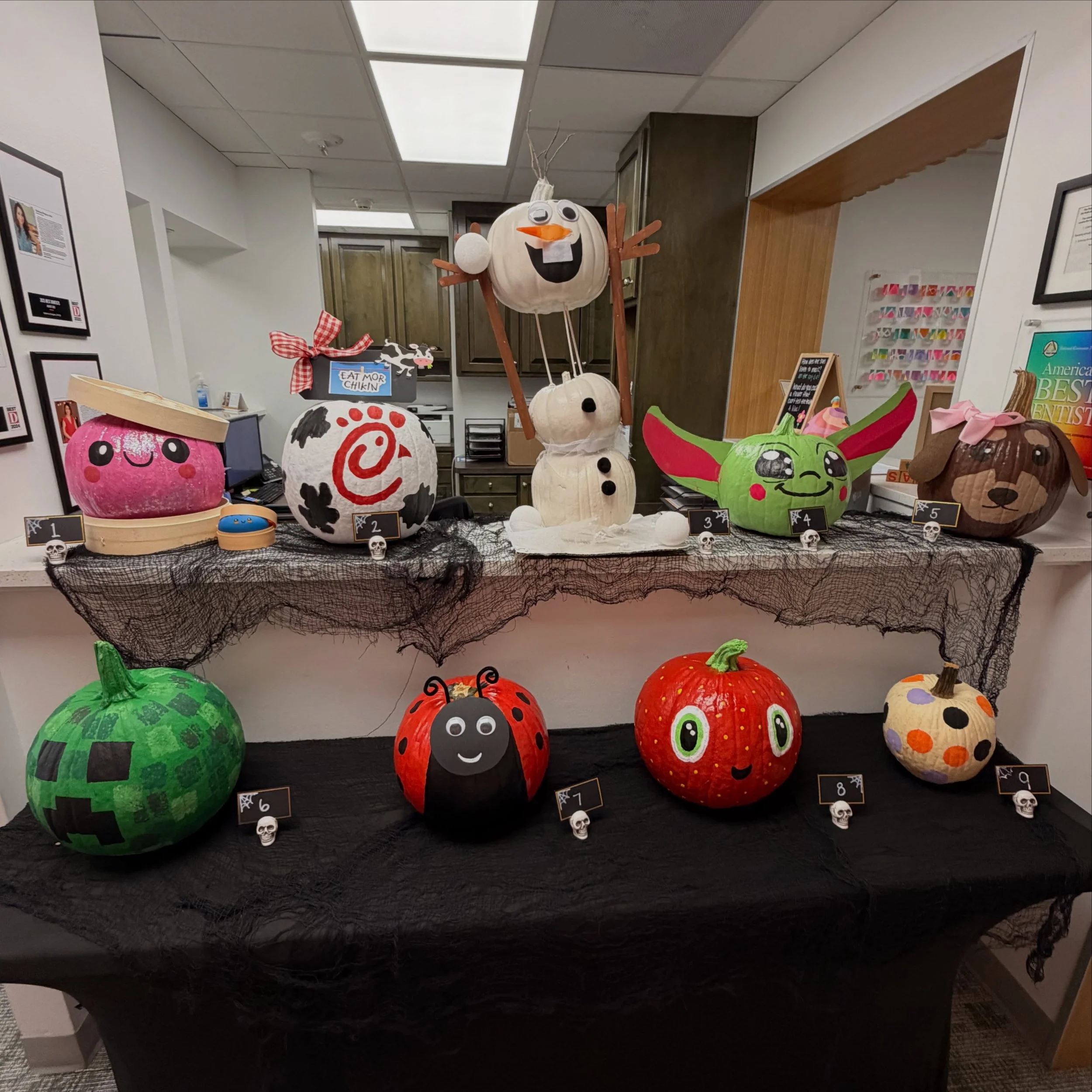Yes, early voting may have started yesterday, but we&rsquo;ve been casting our votes for Best Pumpkin all month long! Forget political debates&hellip; these pumpkins have been campaigning HARD for the hearts of our patients. 🎃❤️
And the stakes? ONE.