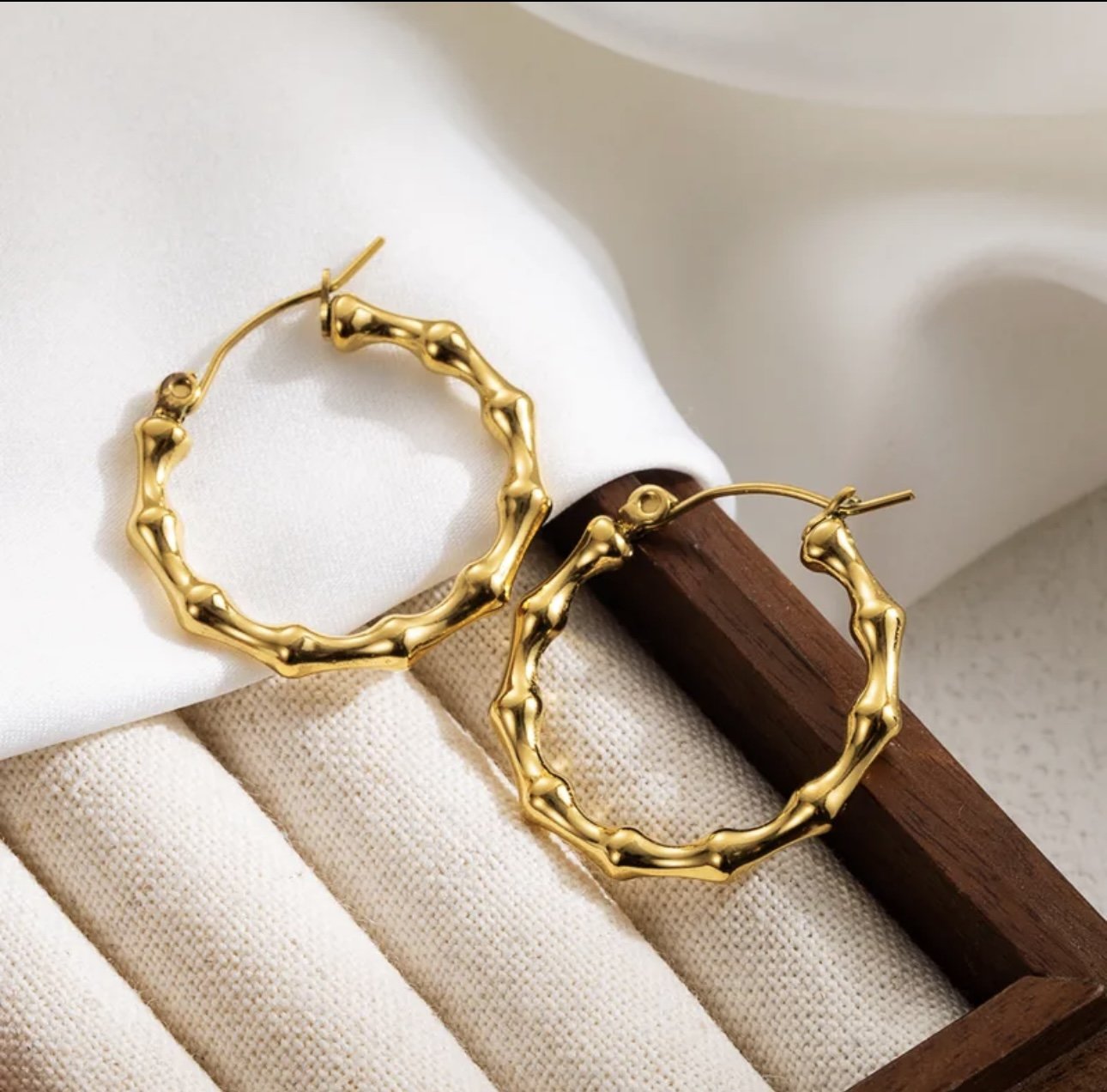 Hoops Dorados