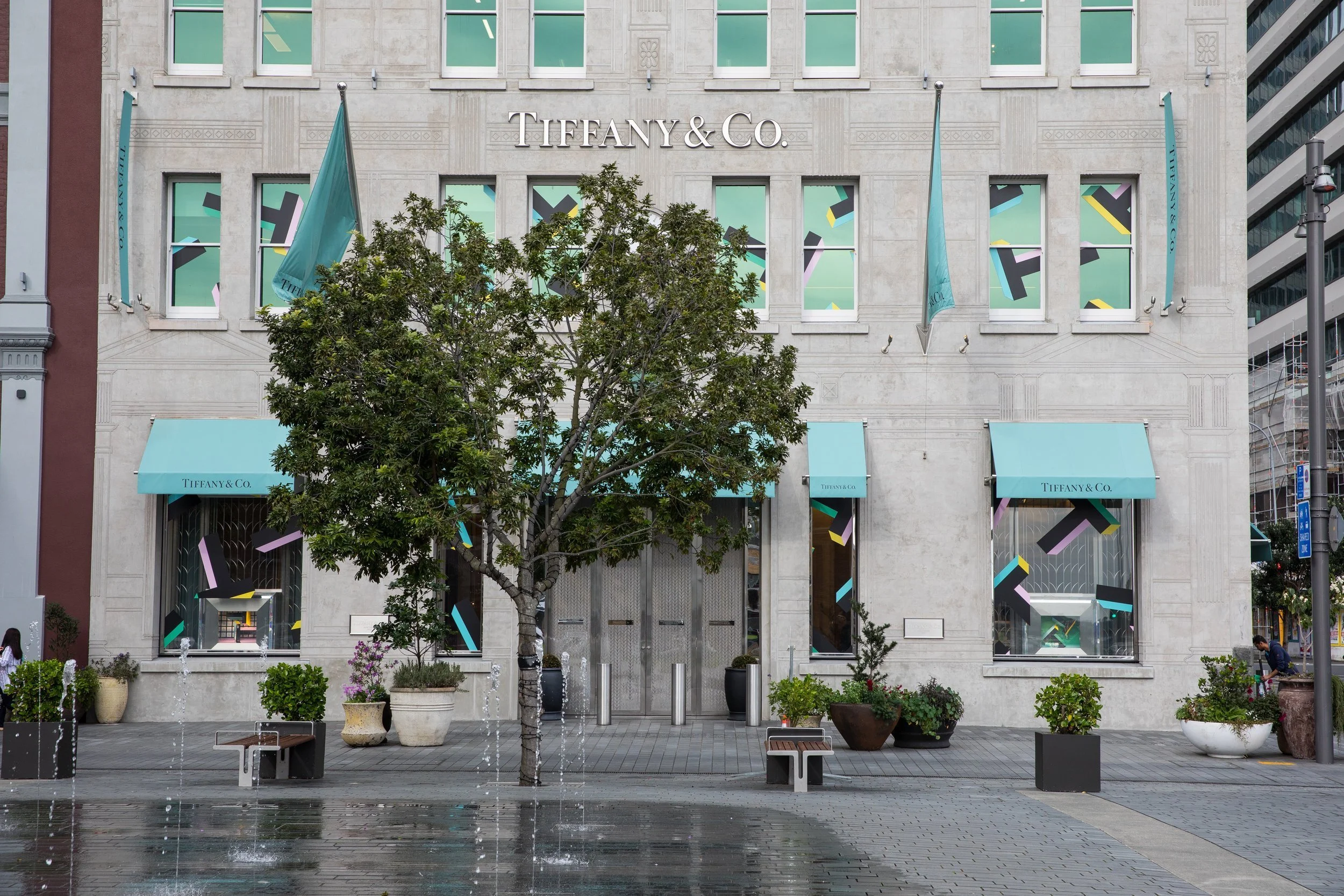 Tiffany & Co Seasonal Dressing
