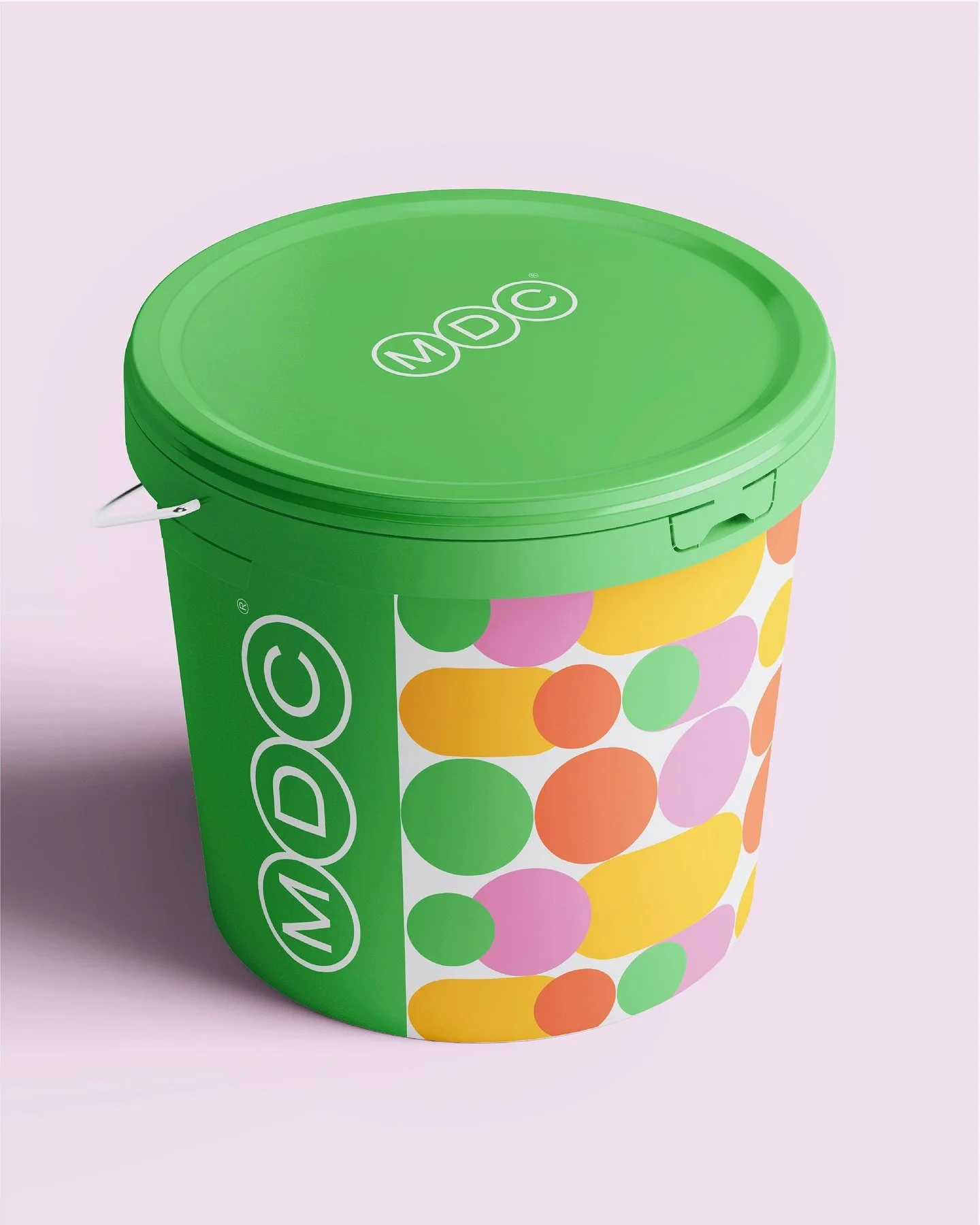 Un proyecto que ayudamos a prototipar.

Construimos una marca colorida, moderna y jovial para un mercado si bien colorido mucho m&aacute;s corporativo y menos amigable.

Nos encant&oacute; el resultado y el proceso; porque si con algo disfrutamos jug