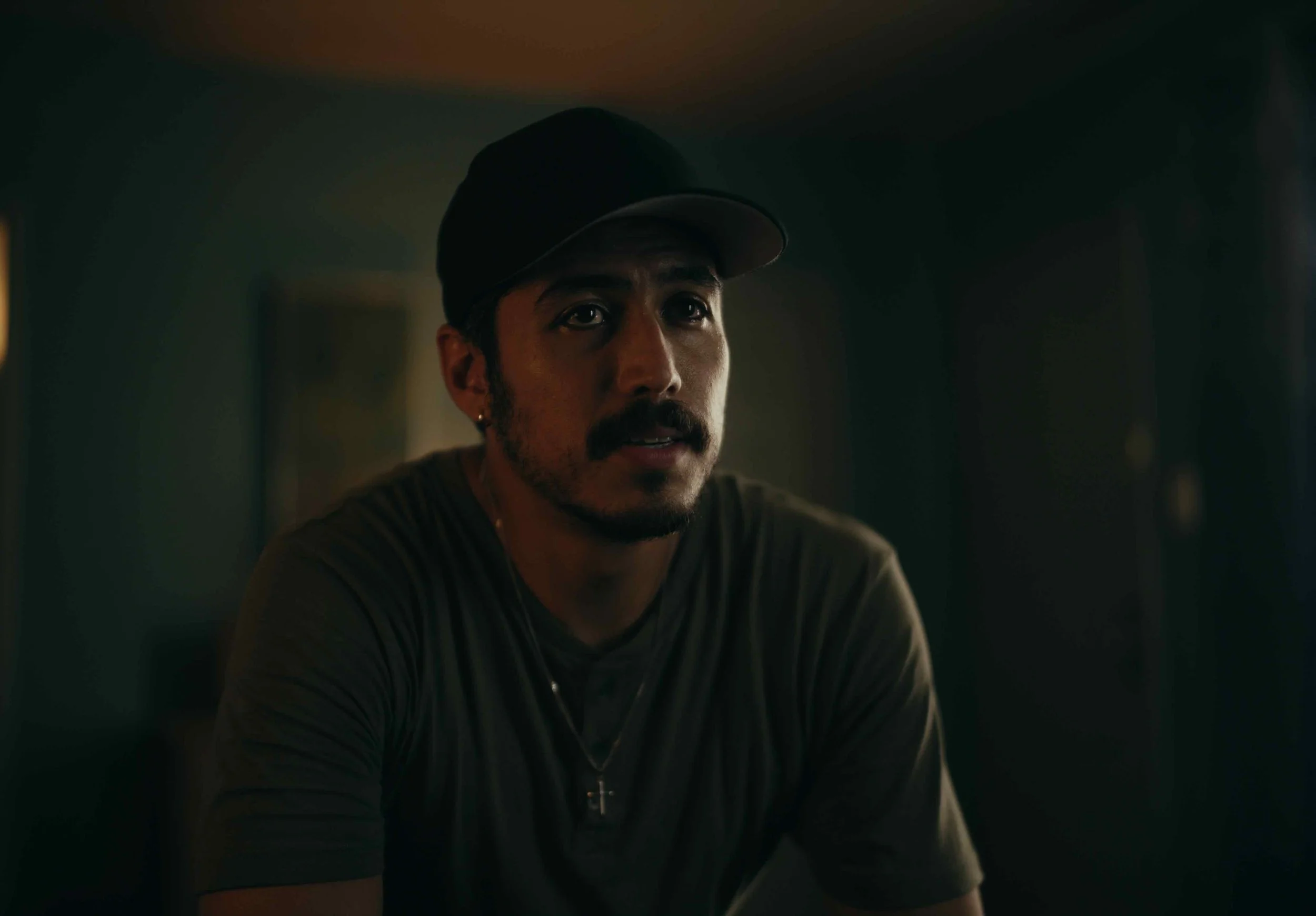 David in motel CU_3YG.jpg