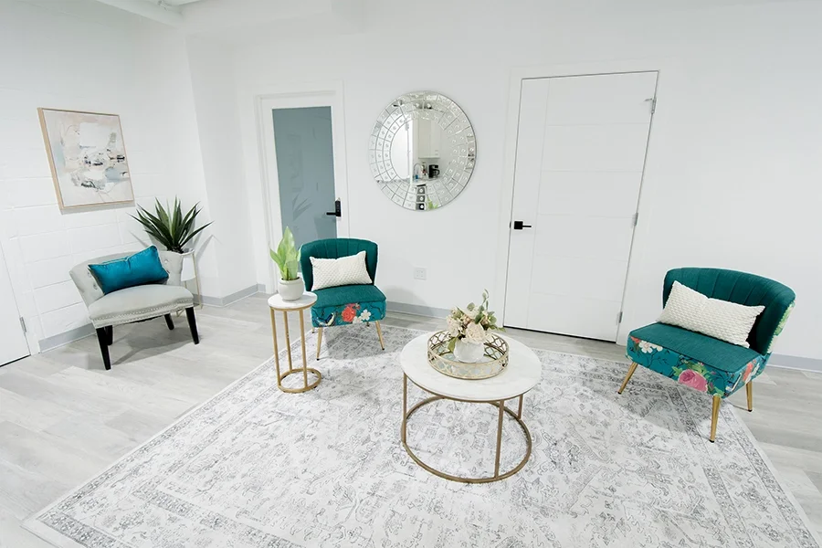 Waiting area / lobby at Skinfinite Glow for clients that arrive early.