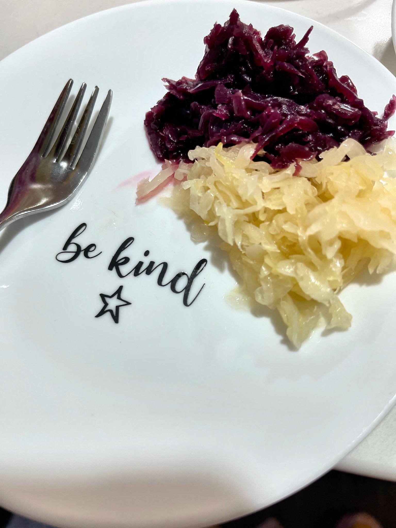 Sauerkraut for breakfast!? Yep! 

Helps with stubborn phlegm and mucus. Helps with allergy reactions from the yellow dust out there! Pollen!

Supports eye health too! 

Clarity, vision, direction. It&rsquo;s still Spring!